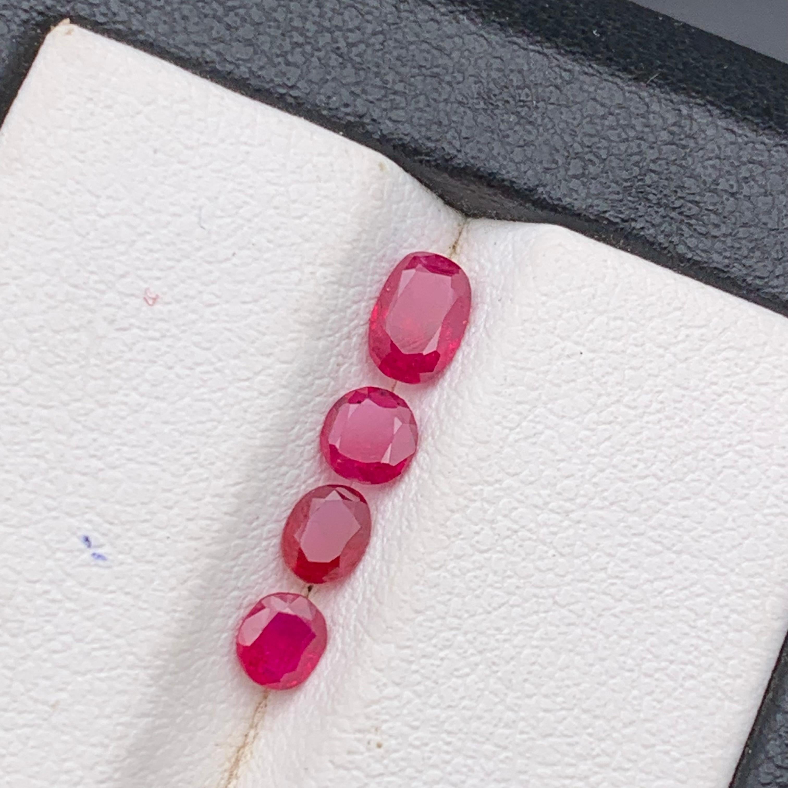 Rosa-roter Rubin 1,30 Karat Ovalschliff Natürliche lose Edelsteine - Schmuck Größe Paket im Angebot 6