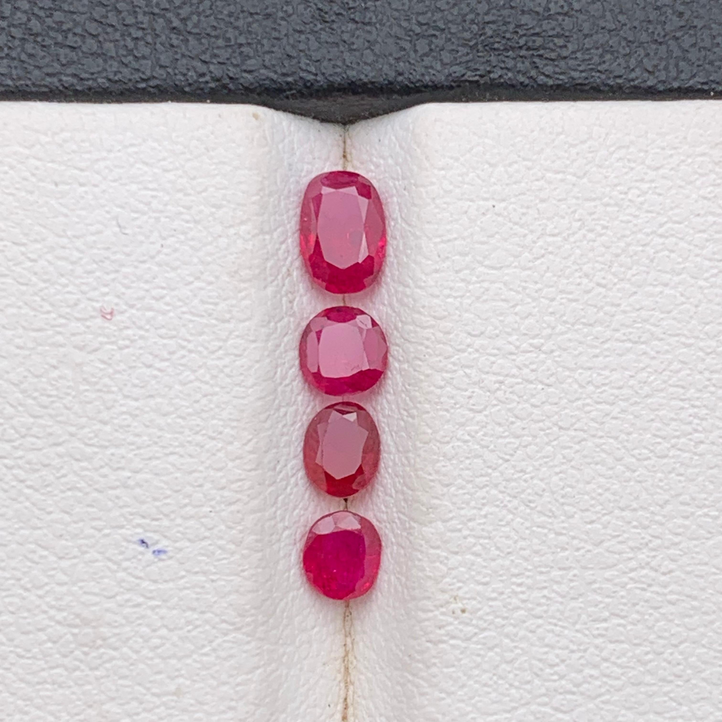 Rosa-roter Rubin 1,30 Karat Ovalschliff Natürliche lose Edelsteine - Schmuck Größe Paket im Zustand „Neu“ im Angebot in Peshawar, PK