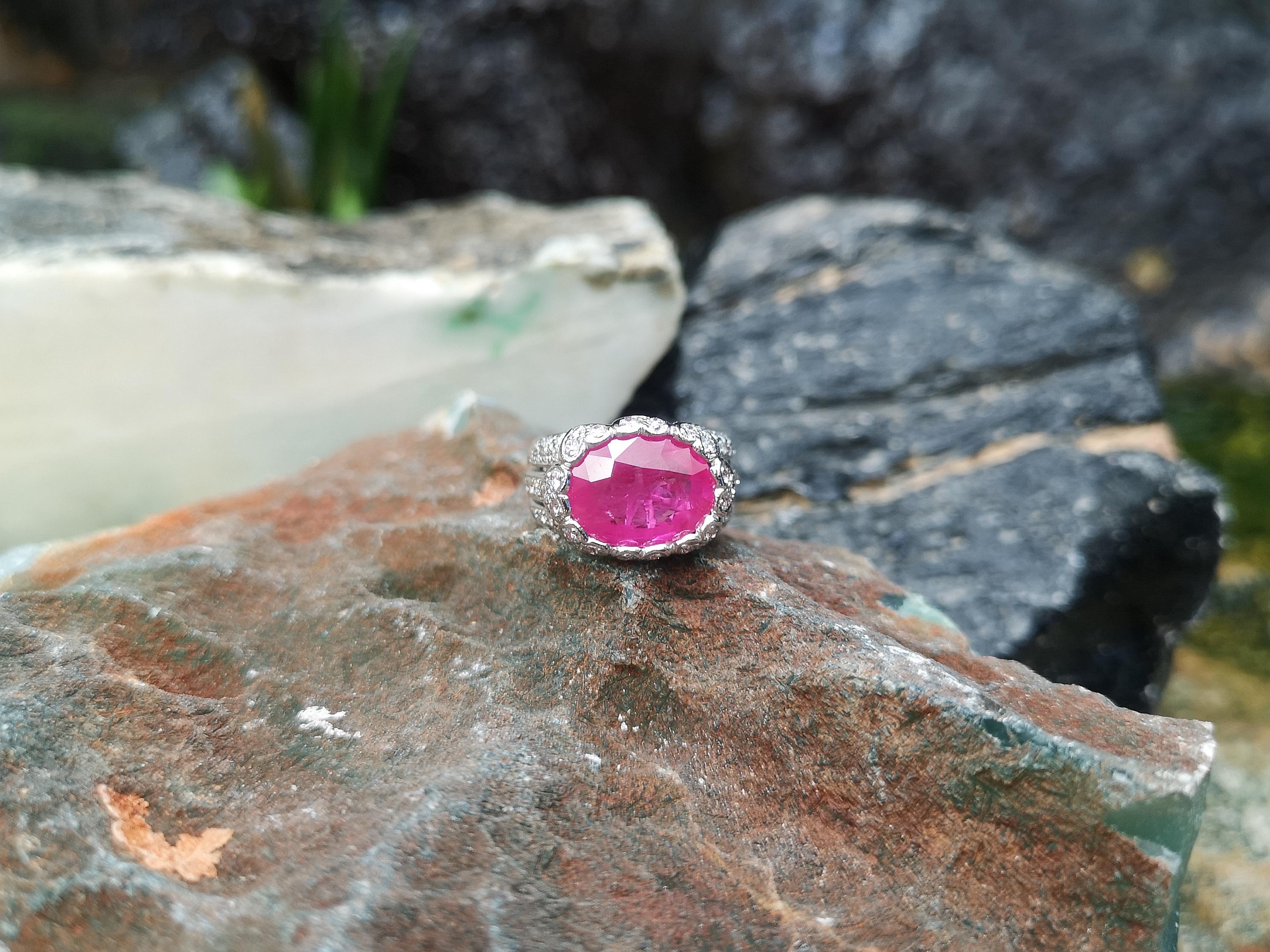 Pinkish Ruby with Diamond Ring set in 18 Karat White Gold Settings For Sale 1