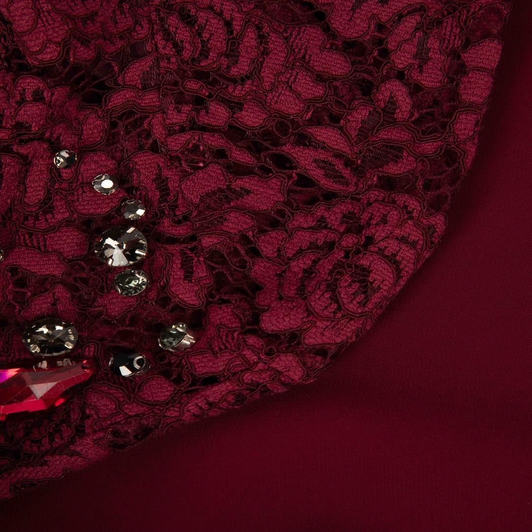 Pinko Burgundy Floral Lace Beaded Maxi Dress Size XS In Good Condition For Sale In London, GB