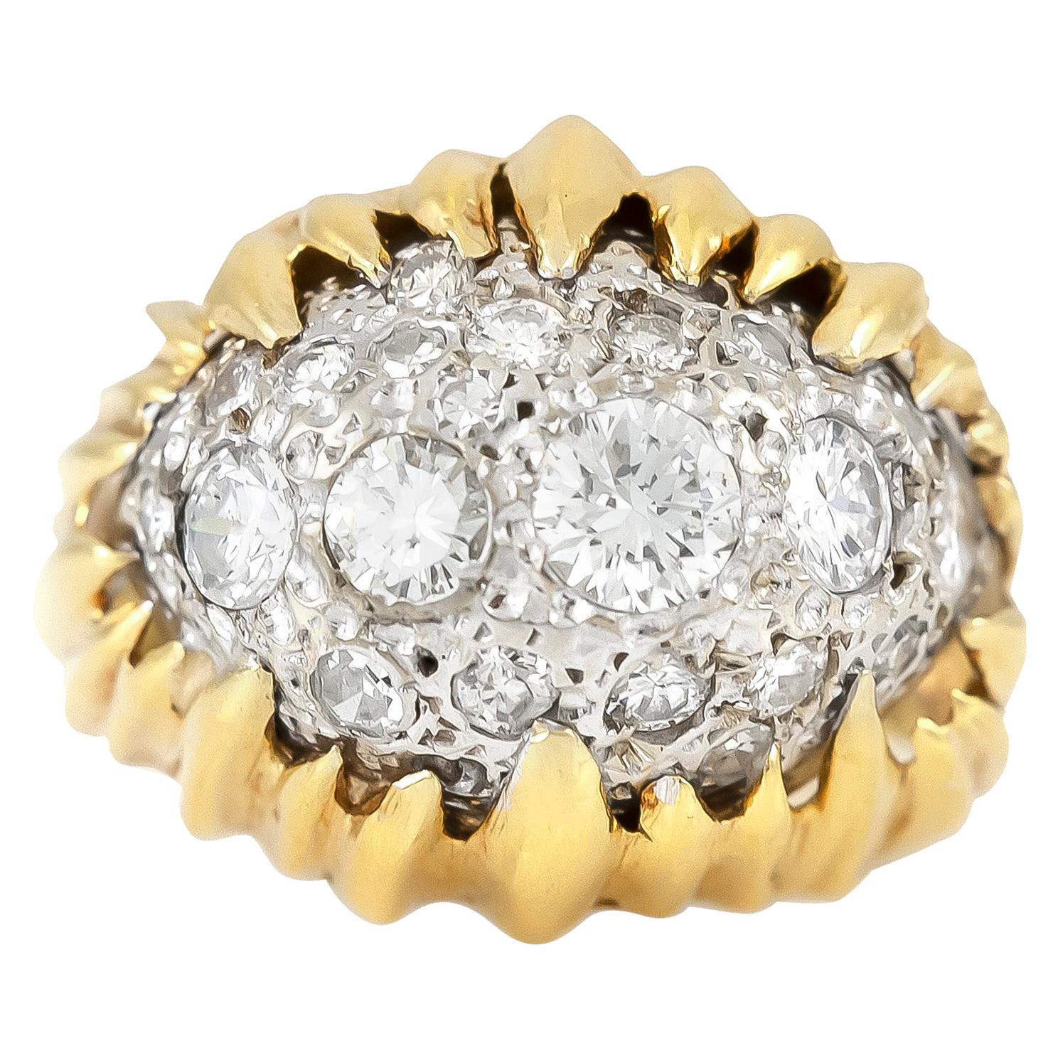 Pinky 18 Karat Yellow Gold with Diamonds Ring For Sale