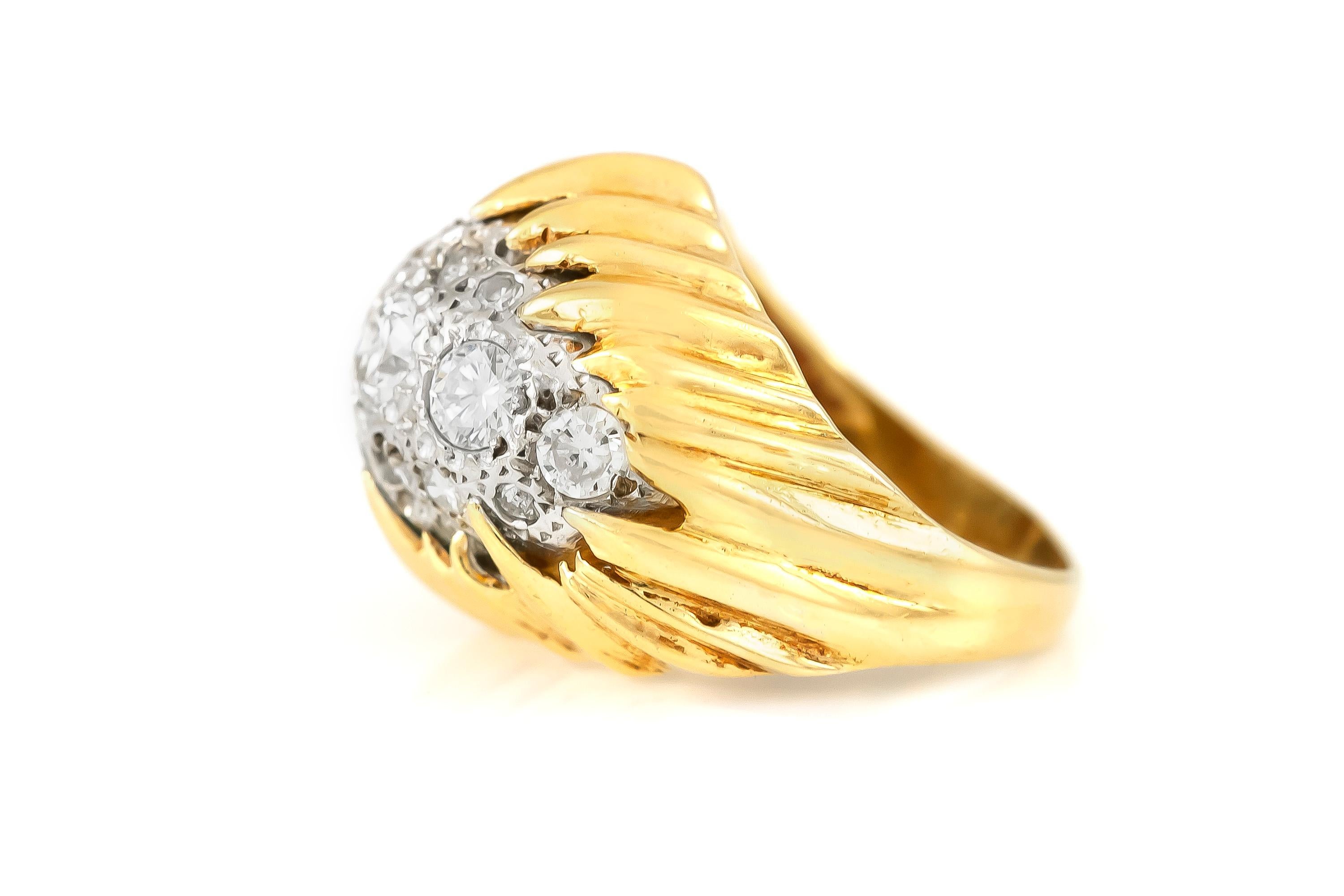 Round Cut Pinky 18 Karat Yellow Gold with Diamonds Ring For Sale