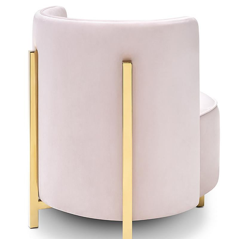 Pinky Armchair with Gold Finish Feet In New Condition For Sale In Paris, FR