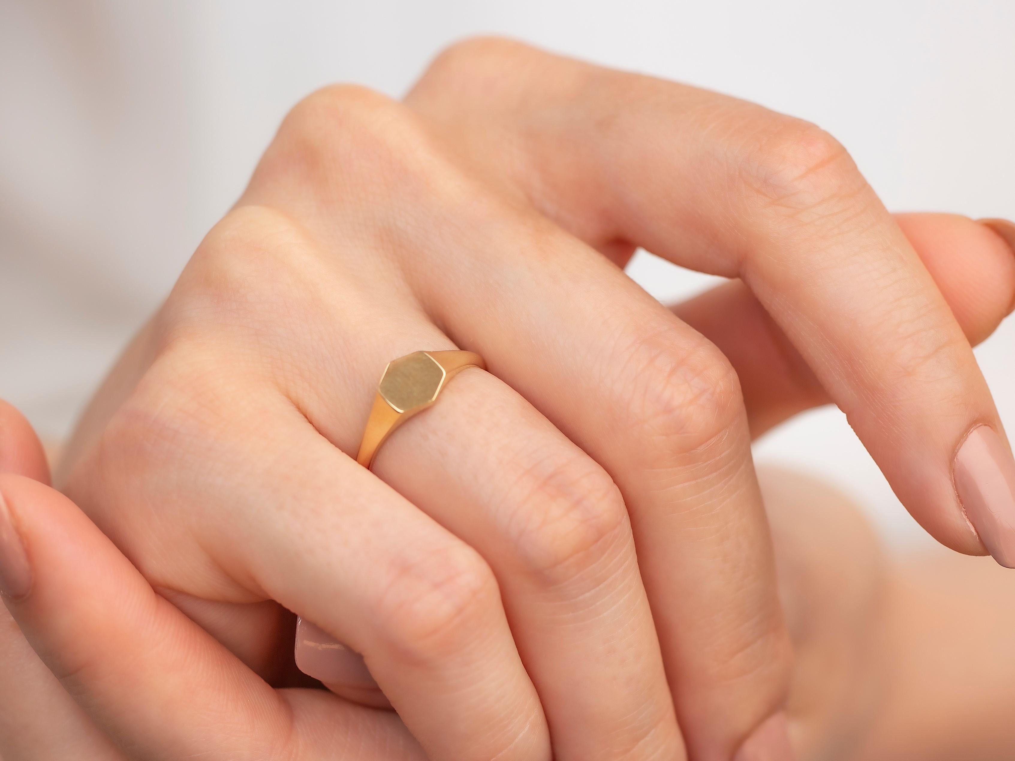 Pinky Signet Ring, 14K Gold Pinky Hexagon Signet Ring, Small Hexagonal Ring 2