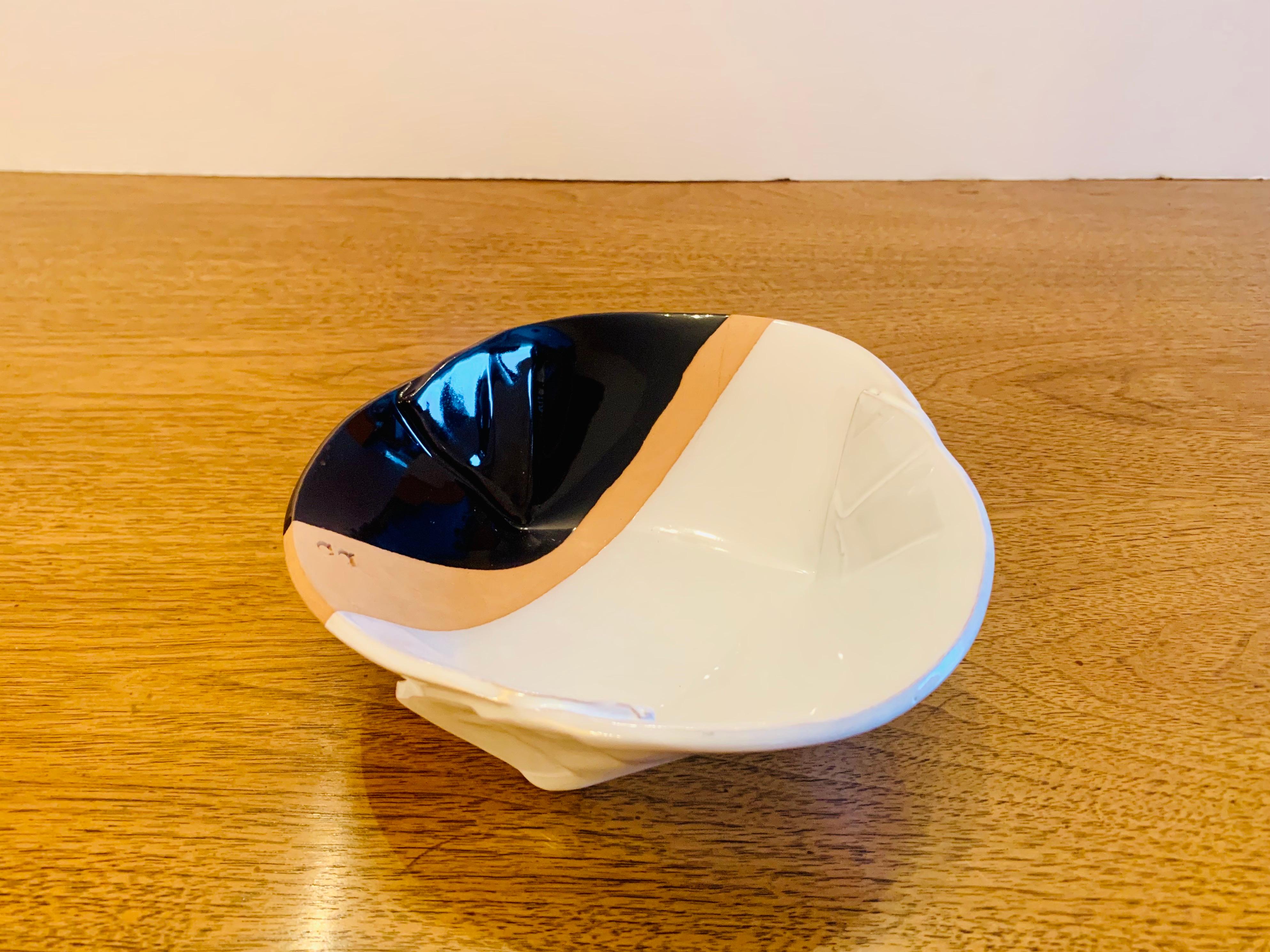 Pino Castagna Italienisch 1980er Jahre Post Modern Art Pottery Bowl im Angebot 11