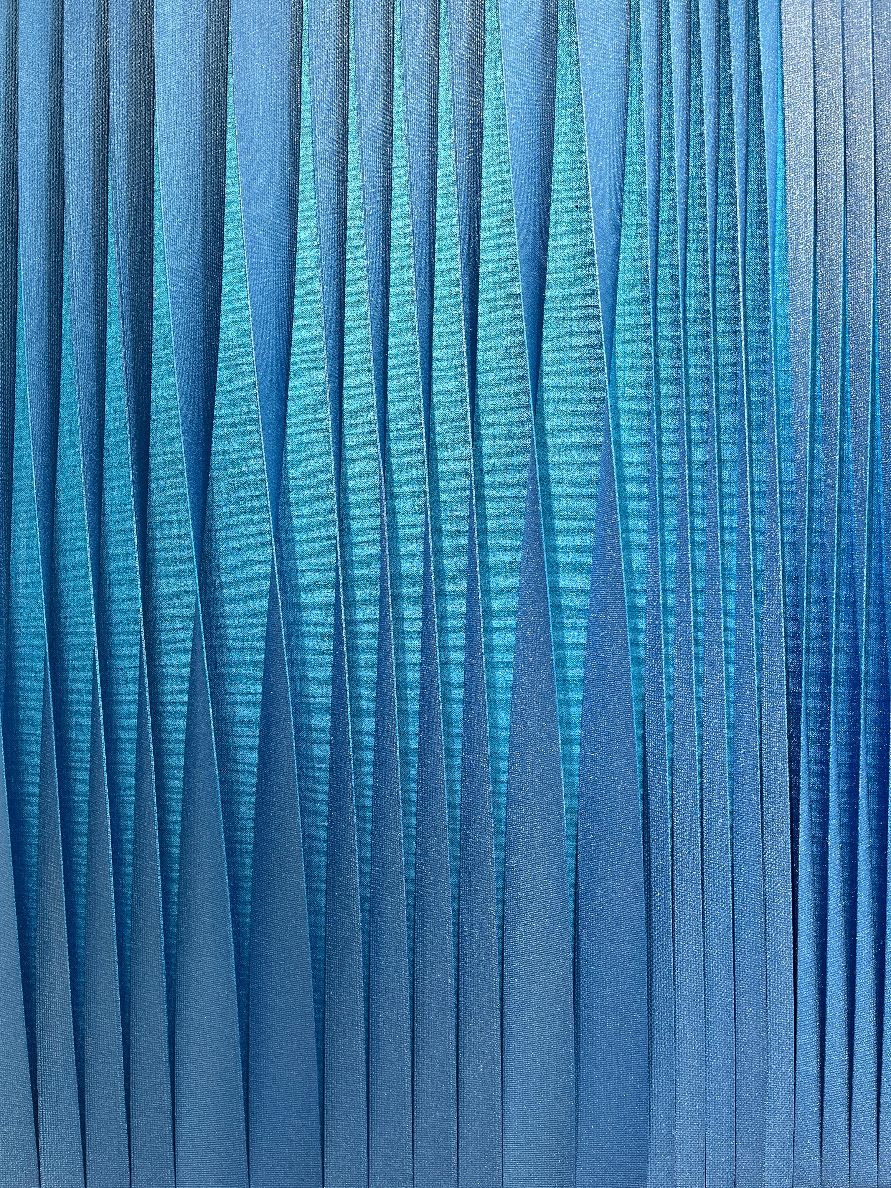 Sincronicità blu iridescente in vendita 6