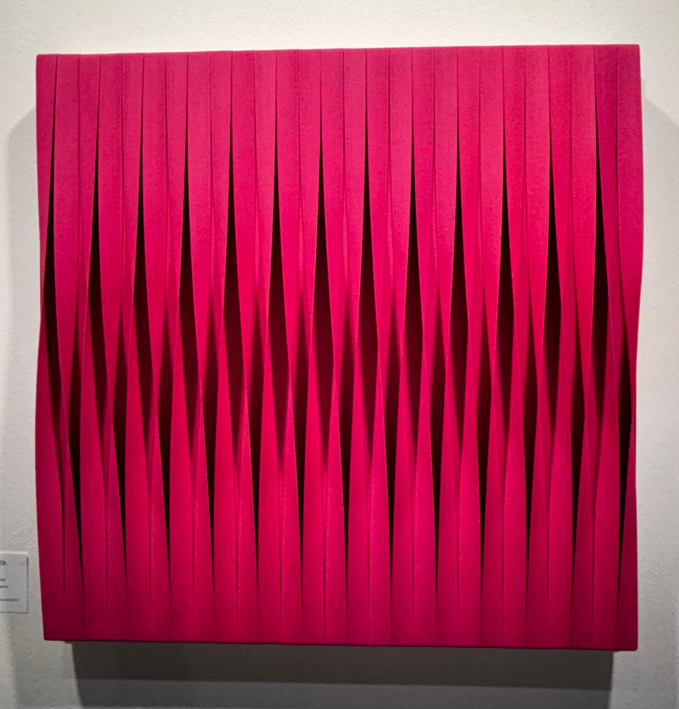 Sincronicitá sinfonia magenta - Other Art Style Painting by Pino Manos