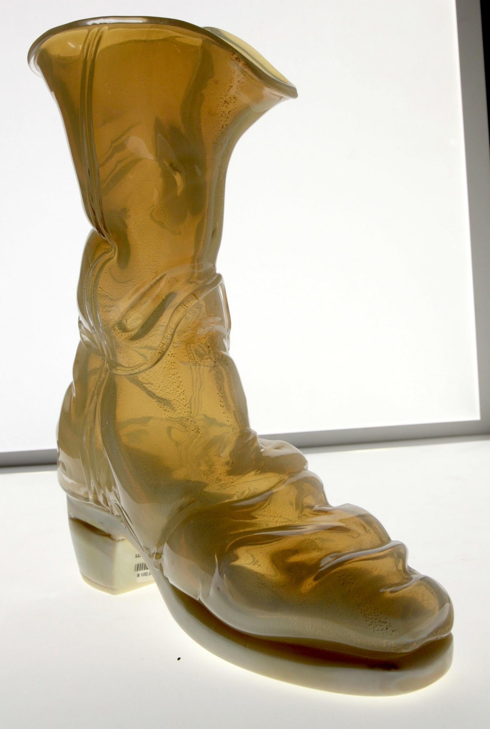 Italian Pino Signoretto, Livio de Marchi Design Pauly, Boot in Chalcedony Opaline Murano