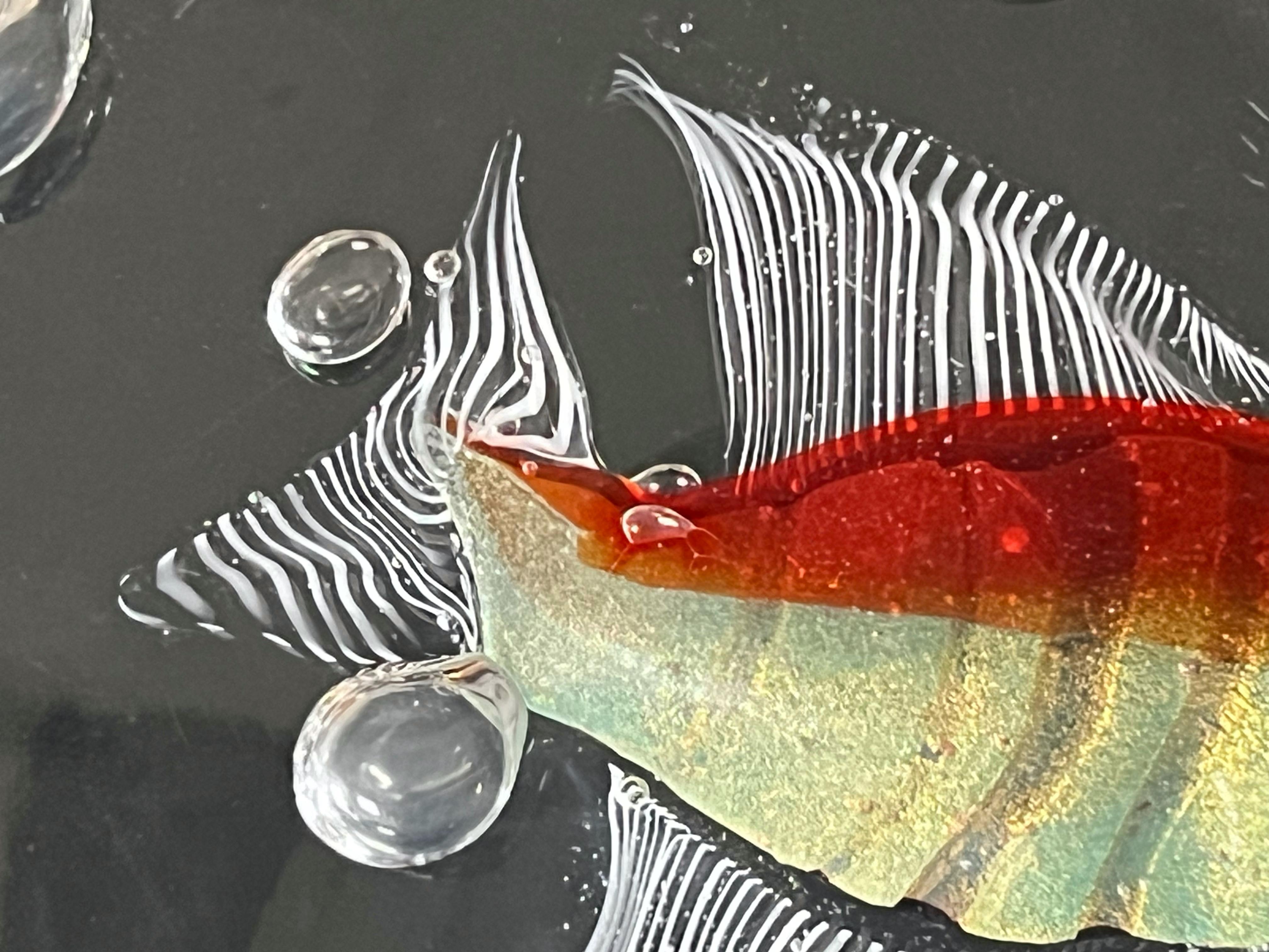 Ciotola per acquario in vetro artistico di Pino Signoretto con pesci e bolle di sapone in vendita 2