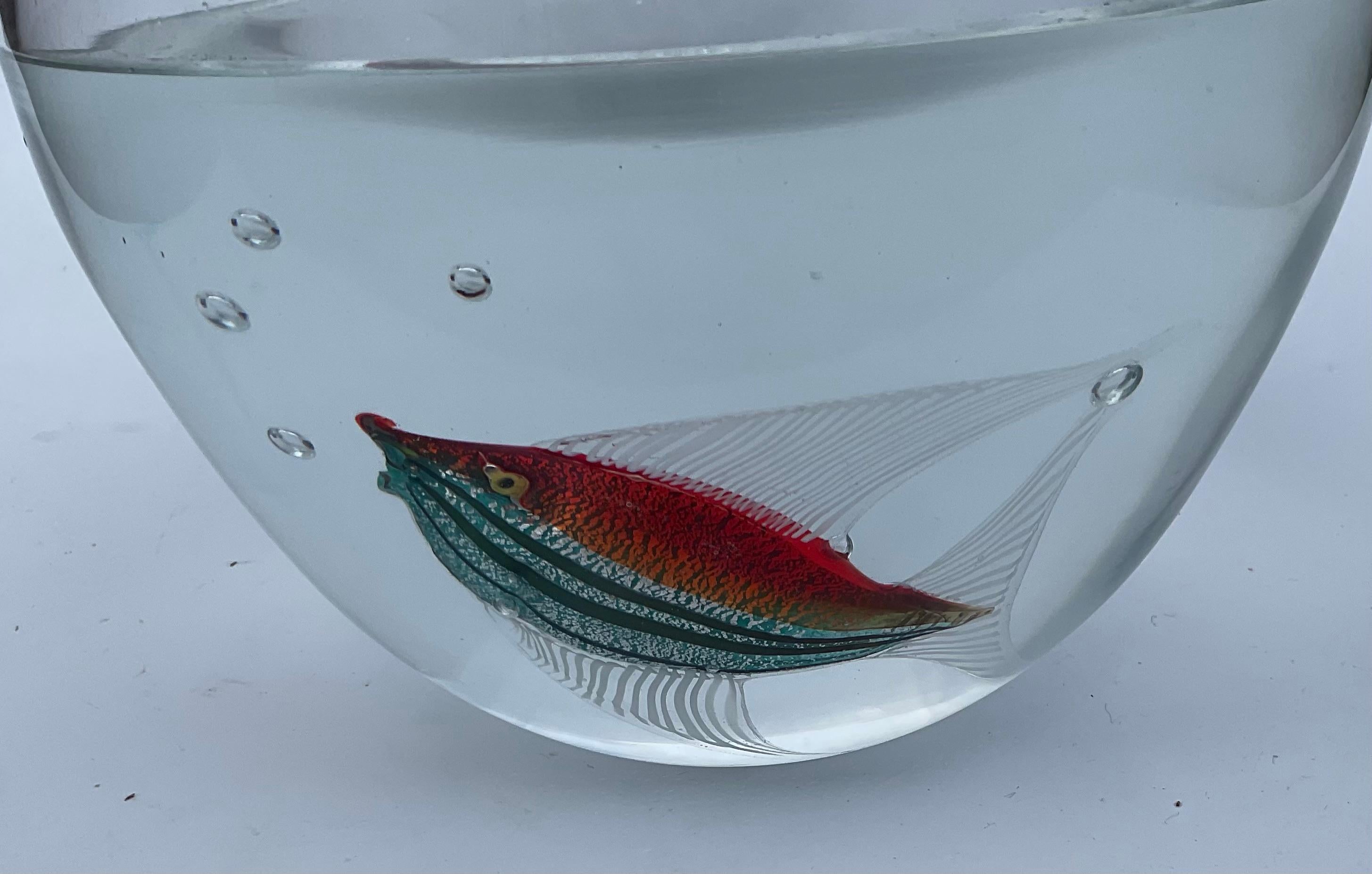 Pino Signoretto Murano Art Glass Aquarium Vase signed by the artist dated 1985  In Good Condition For Sale In Ann Arbor, MI