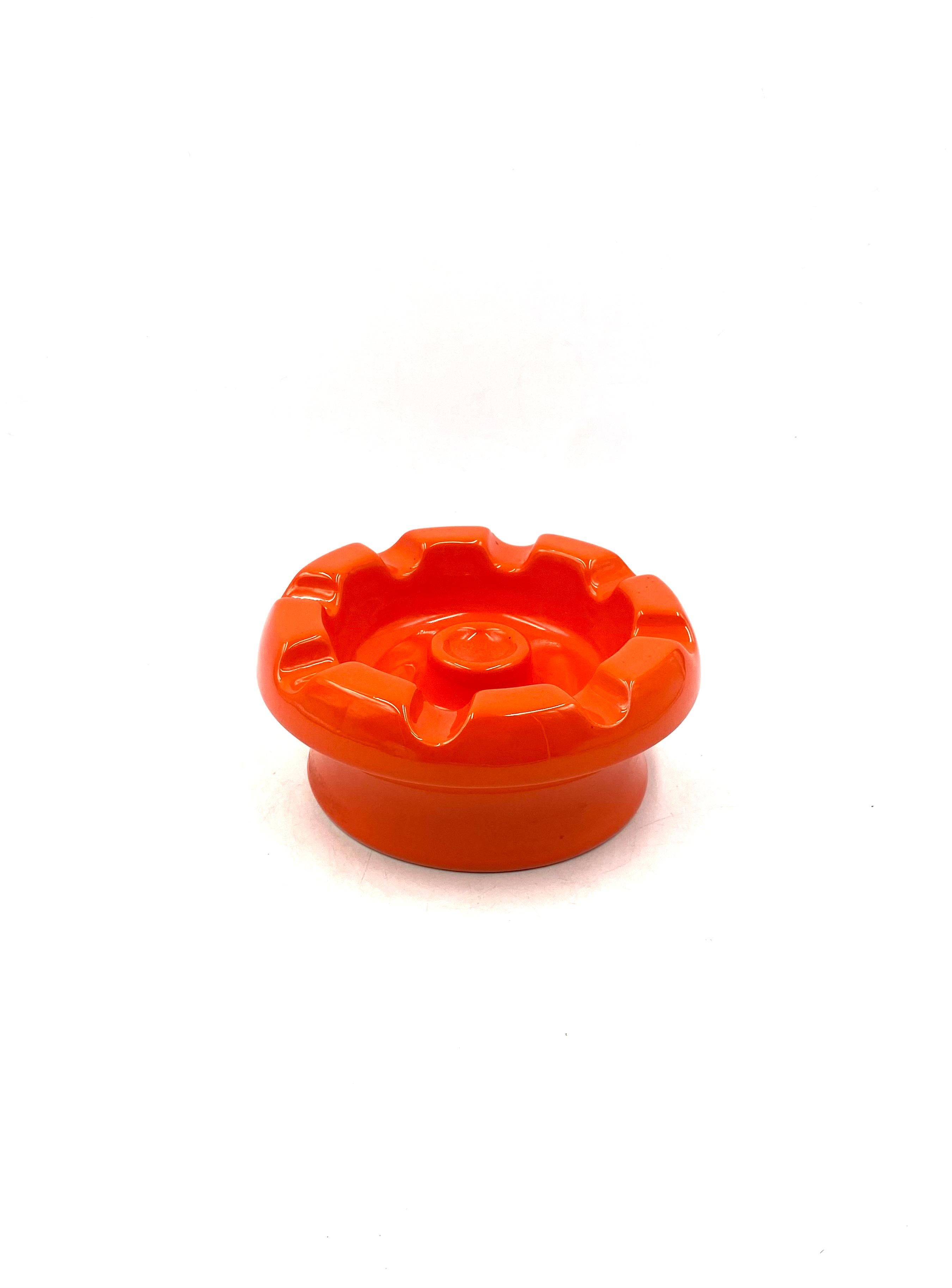 Pino Spagnolo, Large orange ceramic ashtray, Sicart, 1970s 5