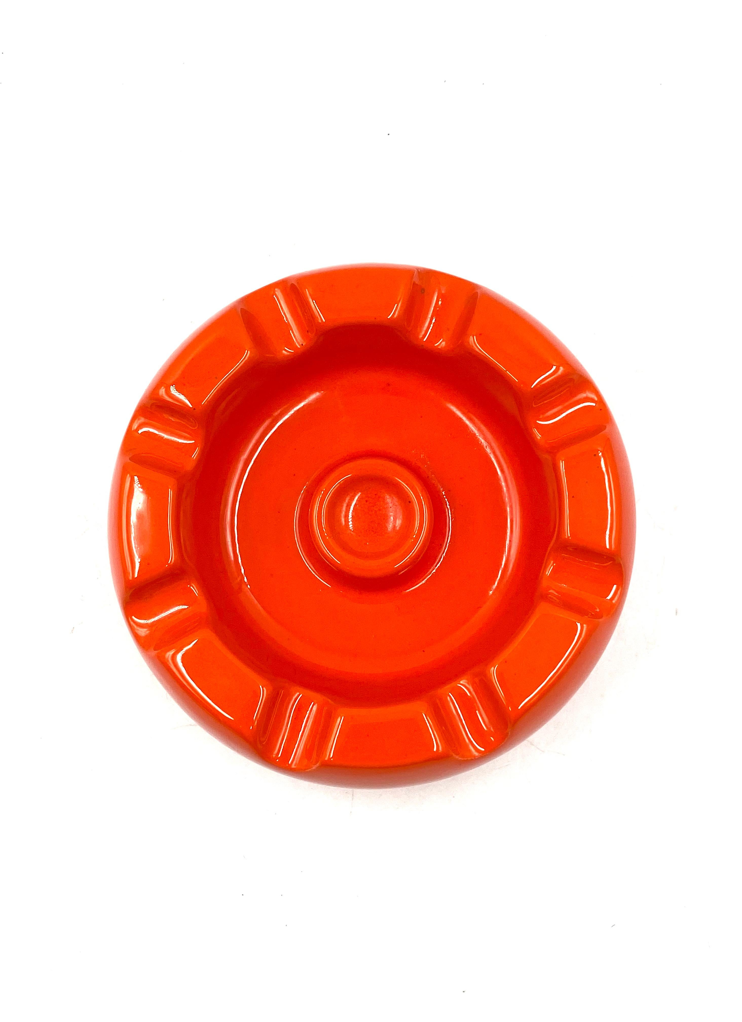 Pino Spagnolo, Large orange ceramic ashtray, Sicart, 1970s For Sale 7