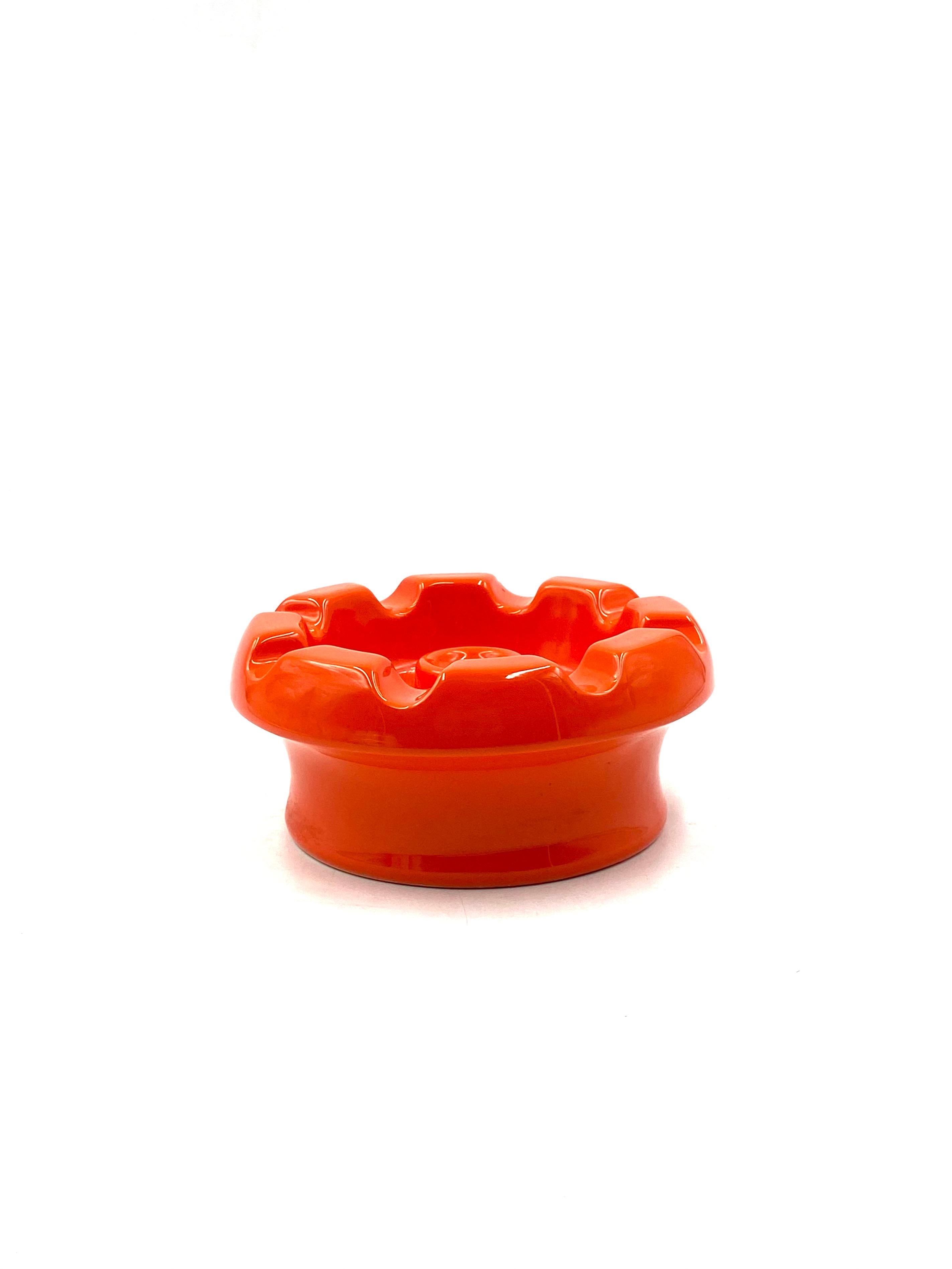 Pino Spagnolo, Large orange ceramic ashtray, Sicart, 1970s For Sale 8