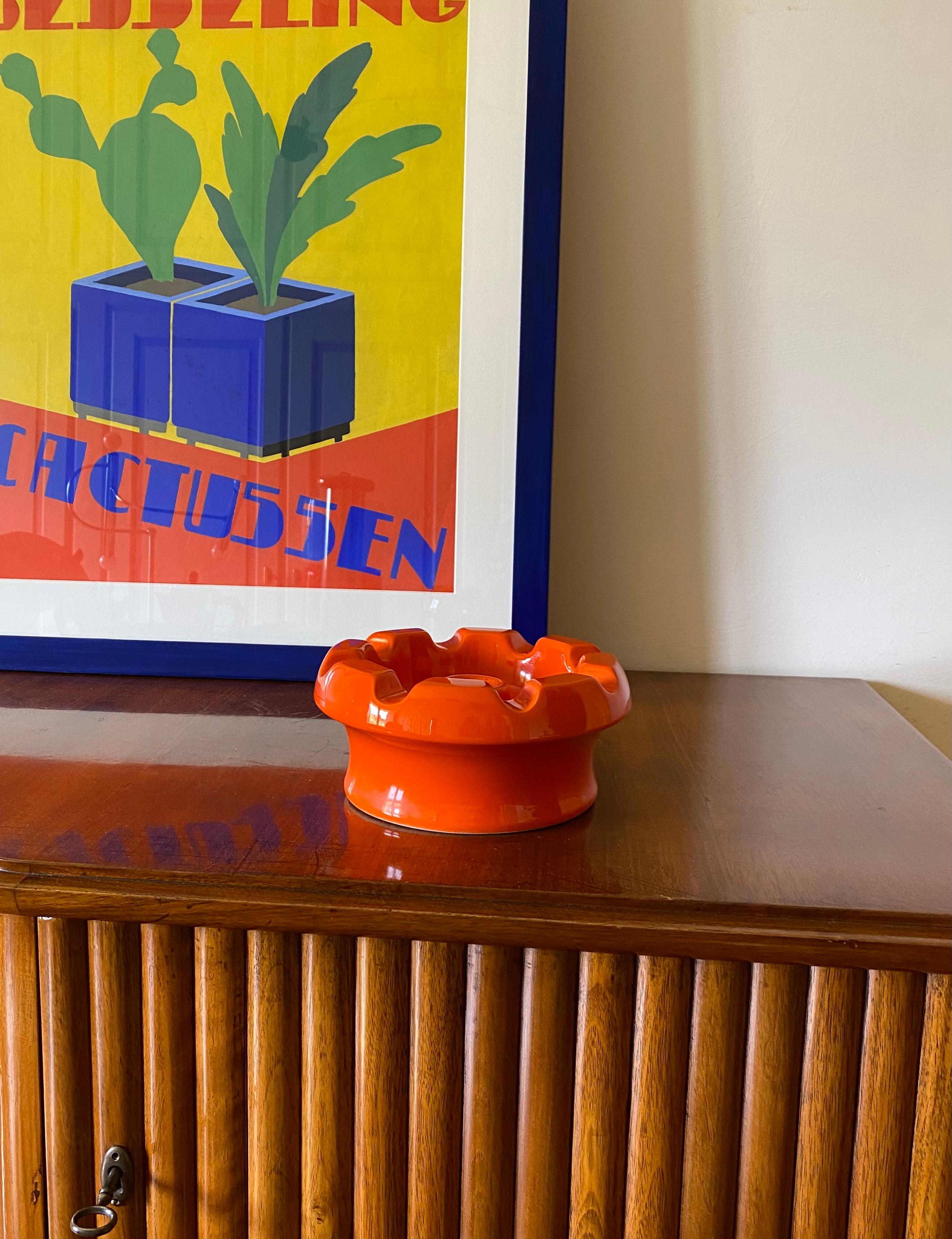 Space Age Pino Spagnolo, Large orange ceramic ashtray, Sicart, 1970s