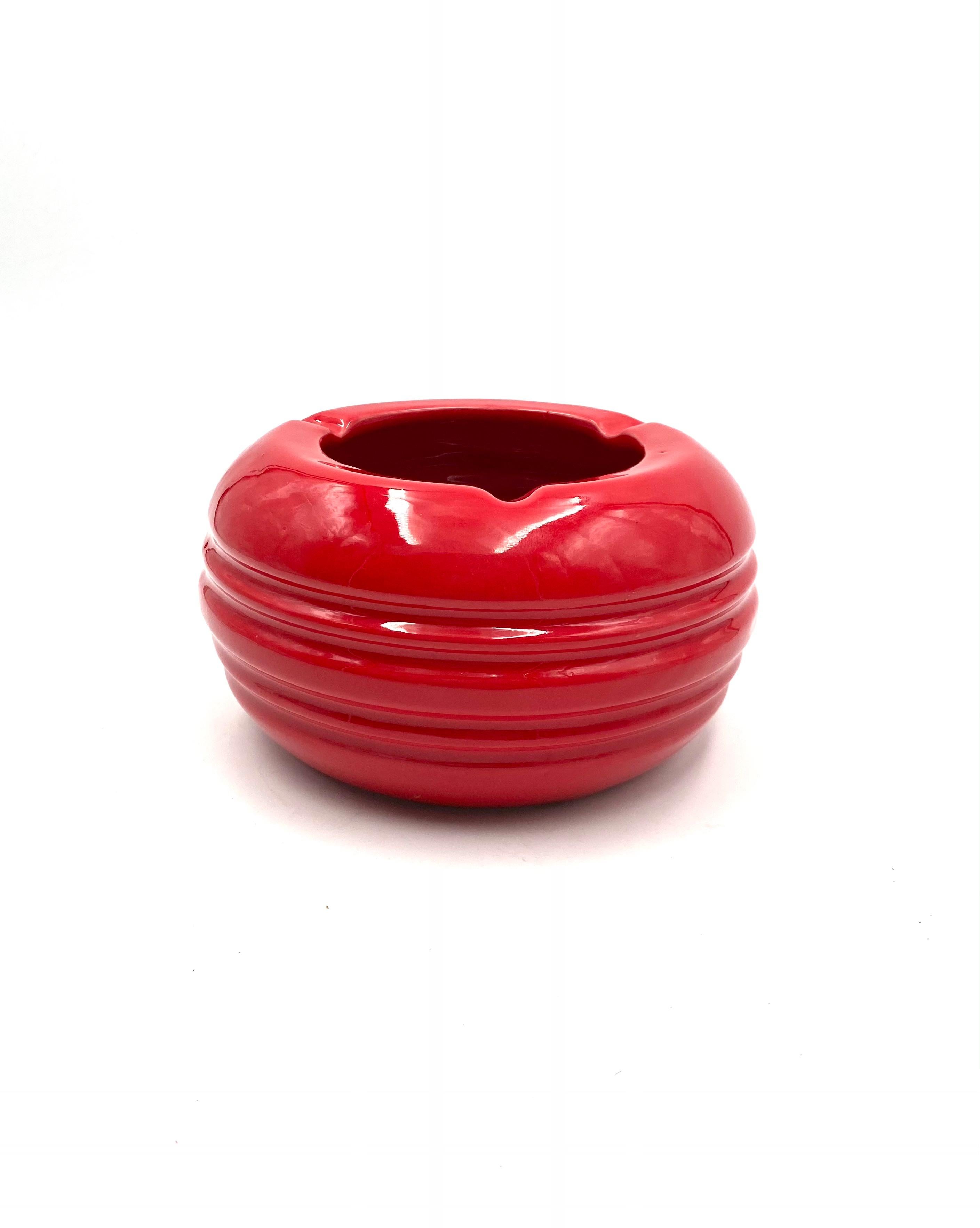 Pino Spagnolo, Large Red Ceramic Ashtray, Sicart, 1970s 1