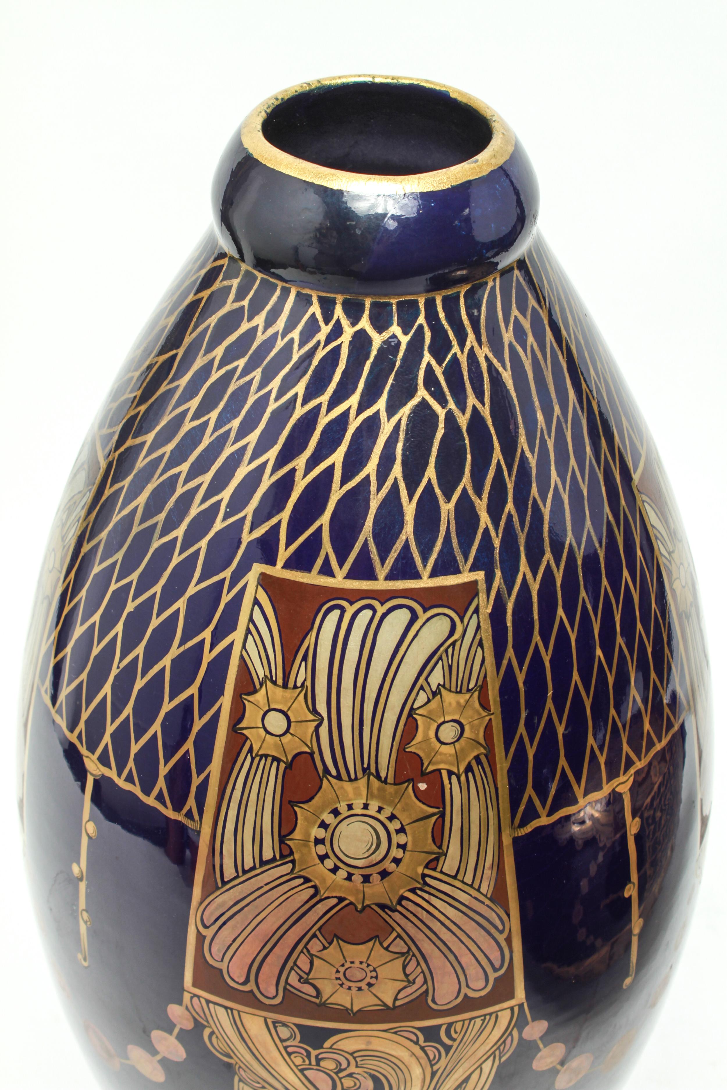 Mid-20th Century Pinon-Heuze French Art Deco Porcelain Vases