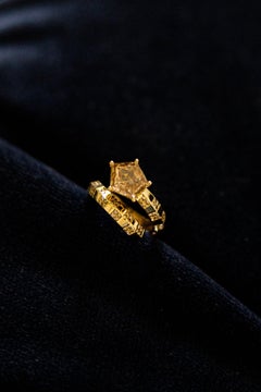 Pinstripe Strength 2,1 ct Solitär-Diamant mit rundem Durchmesser und Fancy-Schliff