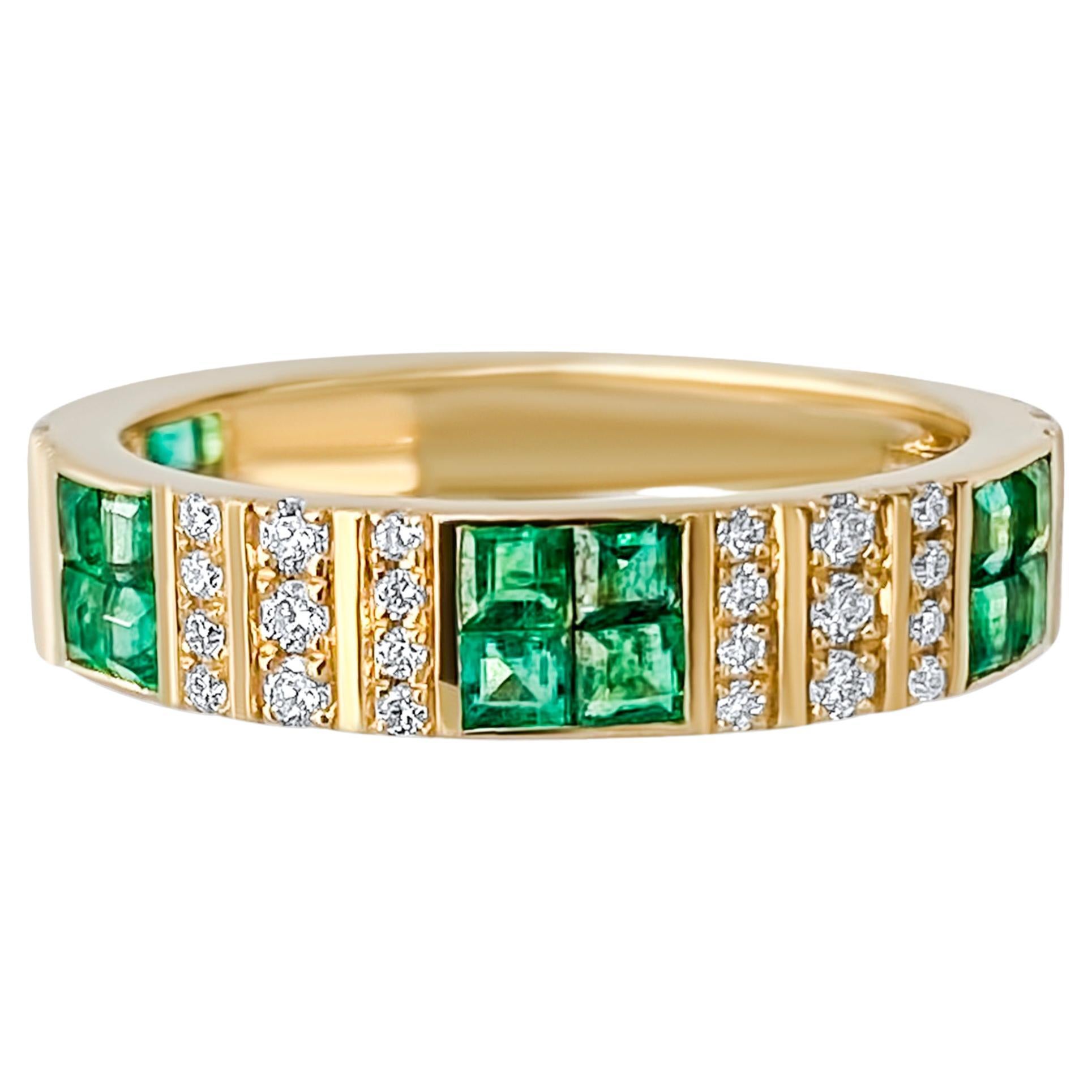 Pinstripe Strength Diamond Cigar Band Skinny Ring with Emerald Inlay For Sale