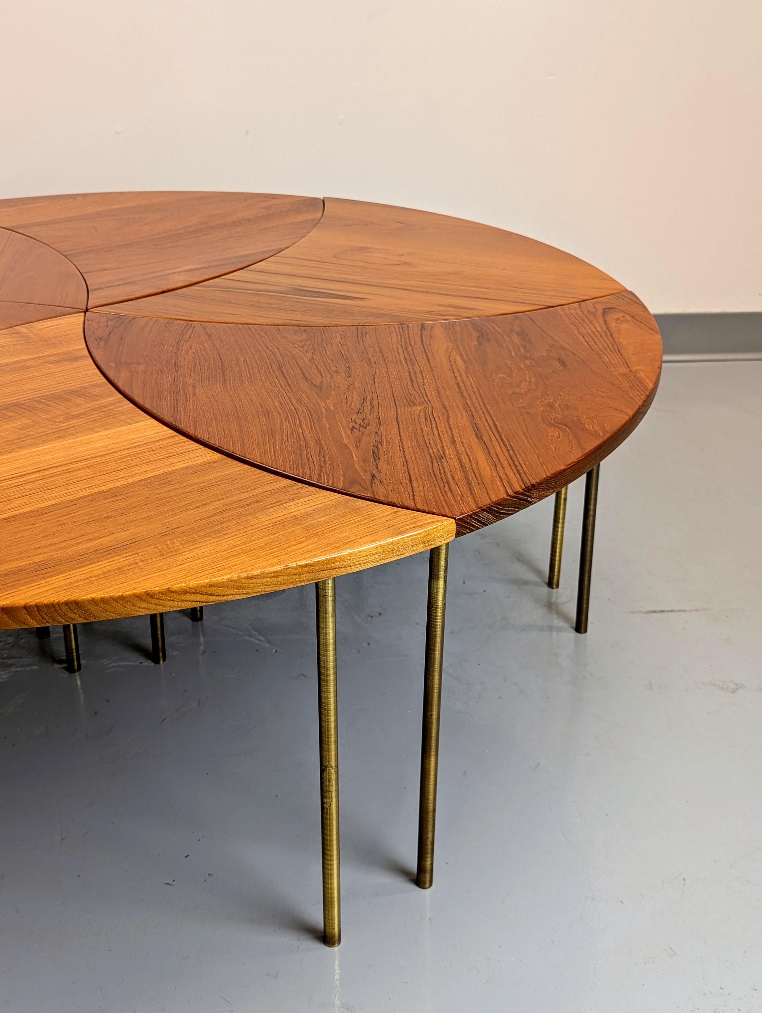 XX secolo Tavolino in teak 