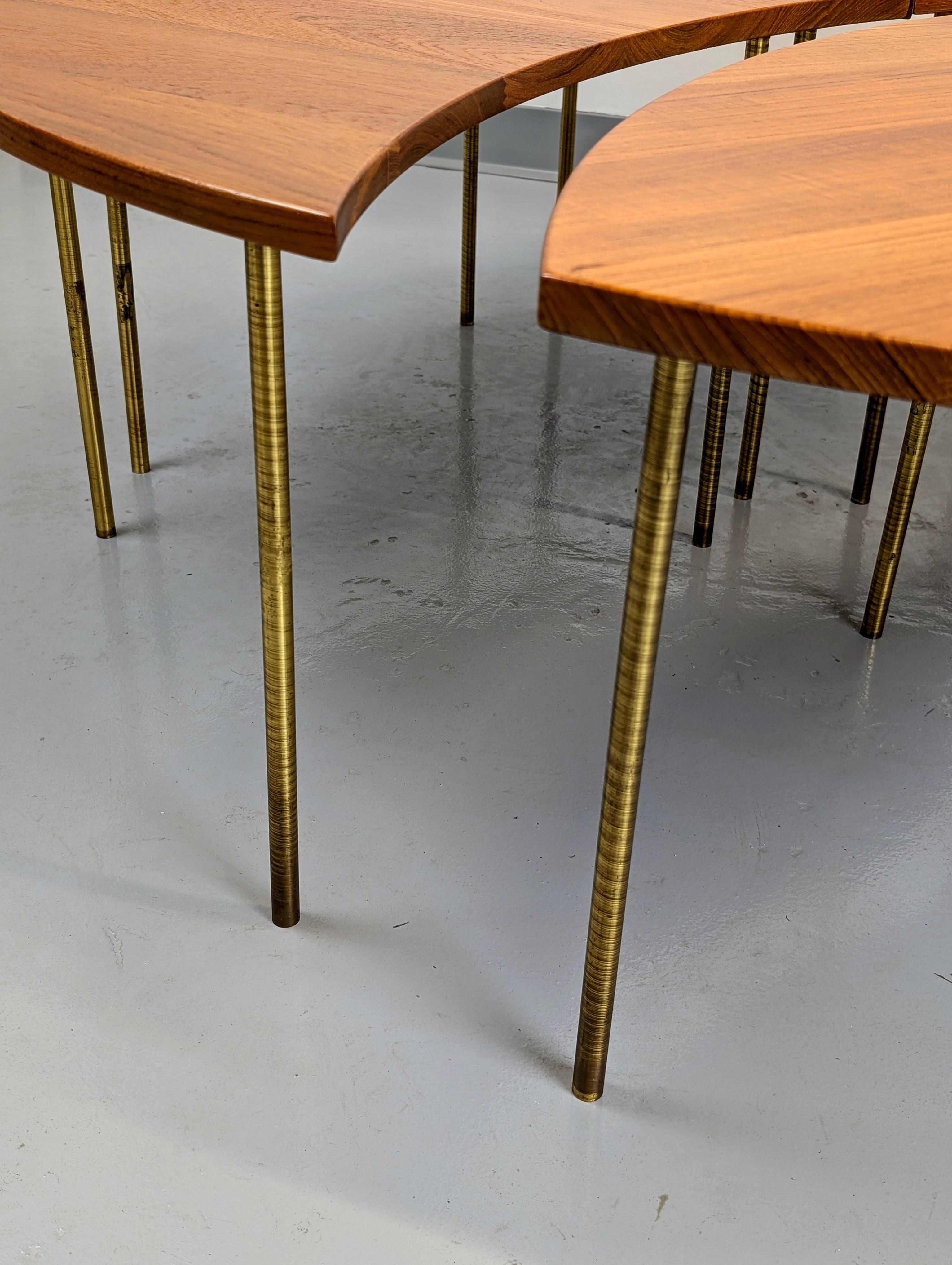 Ottone Tavolino in teak 
