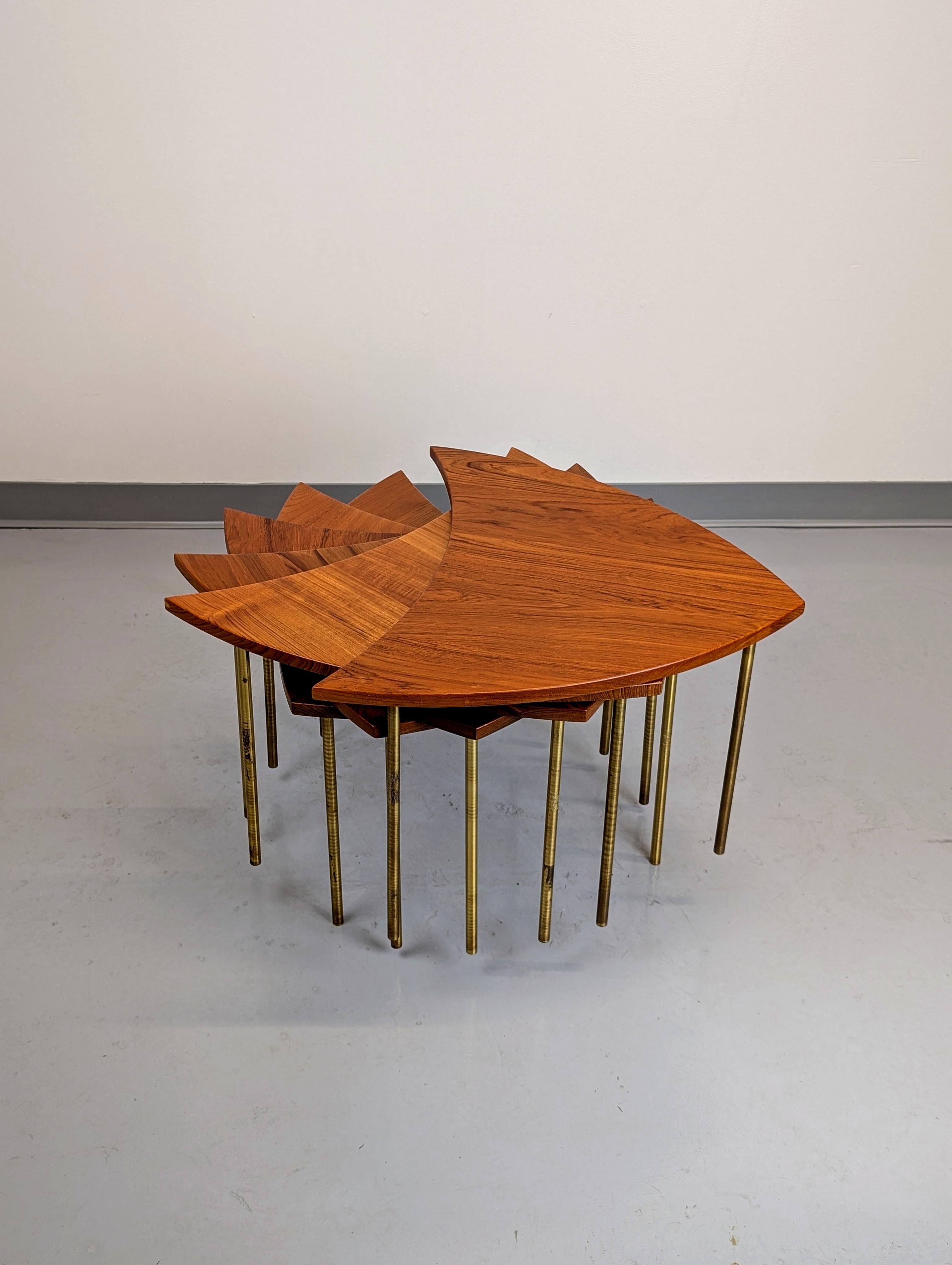 Tavolino in teak 