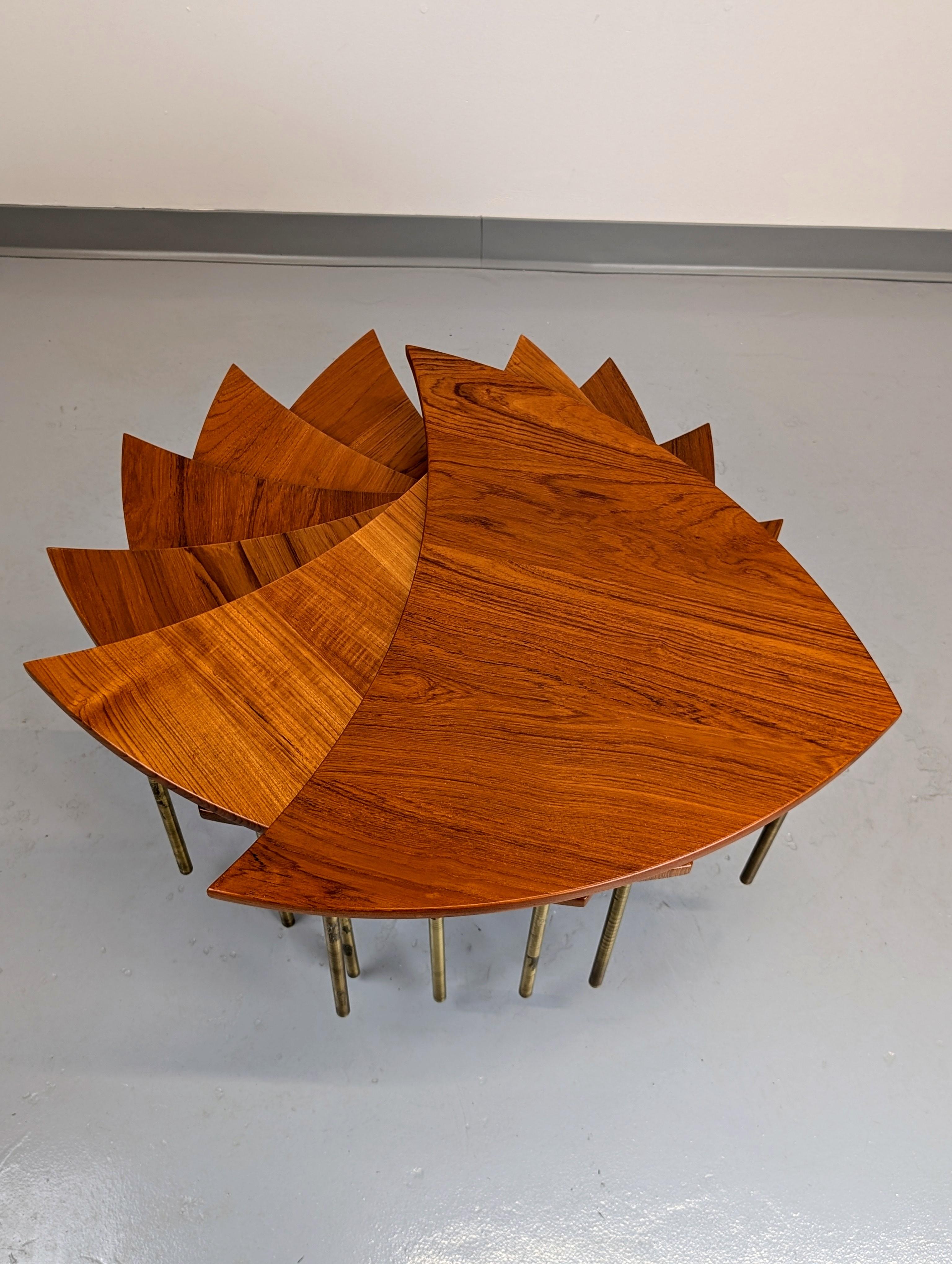 Tavolino in teak 