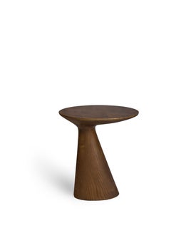 Pion Beistelltisch, Eiche Dunkel, Zeitgenössischer Beistelltisch aus Holz, Organic Modern