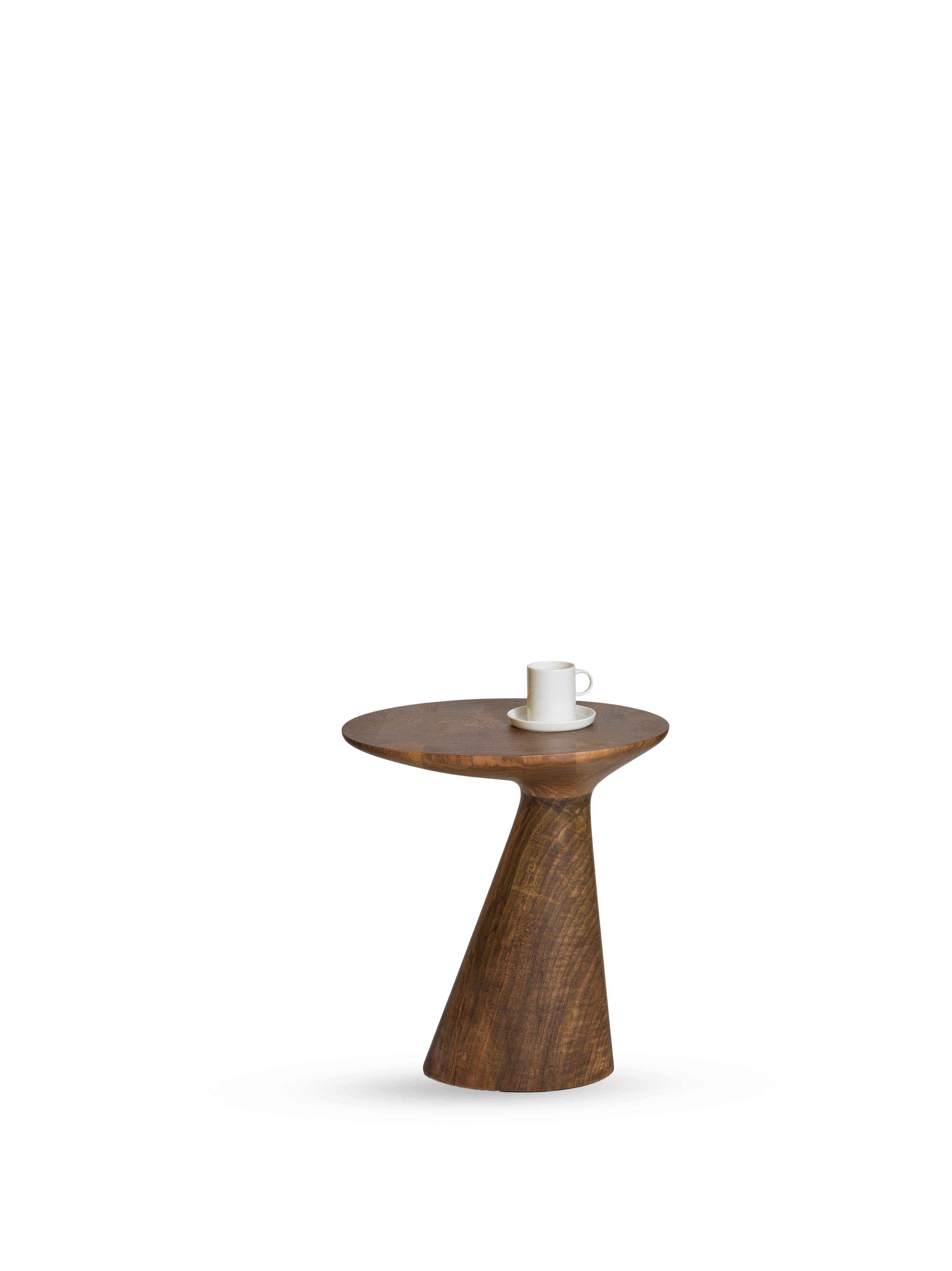 XXI secolo e contemporaneo Tavolino Pion, Oak, Tavolino in legno contemporaneo, organico moderno in vendita