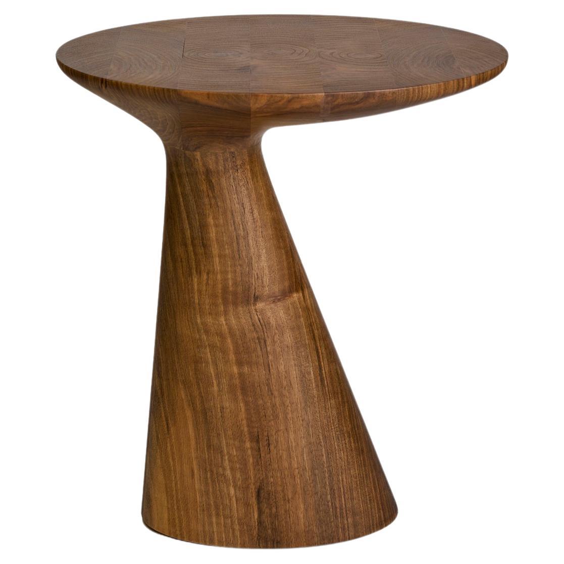 Pion Beistelltisch, Eiche, Zeitgenössischer Beistelltisch aus Holz, Organic Modern