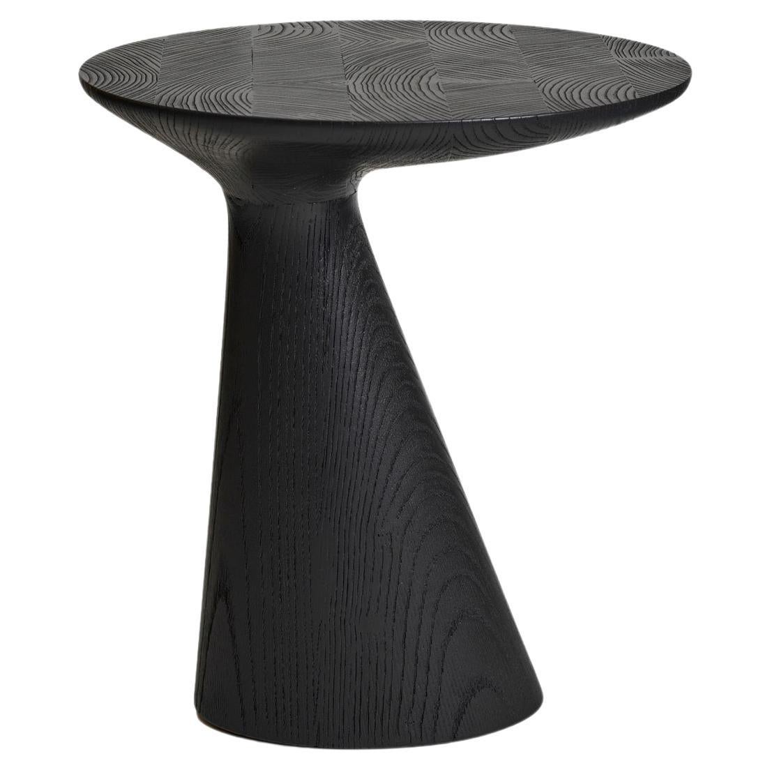 Tavolino Pion, nero dipinto, tavolino in legno contemporaneo, moderno organico in vendita