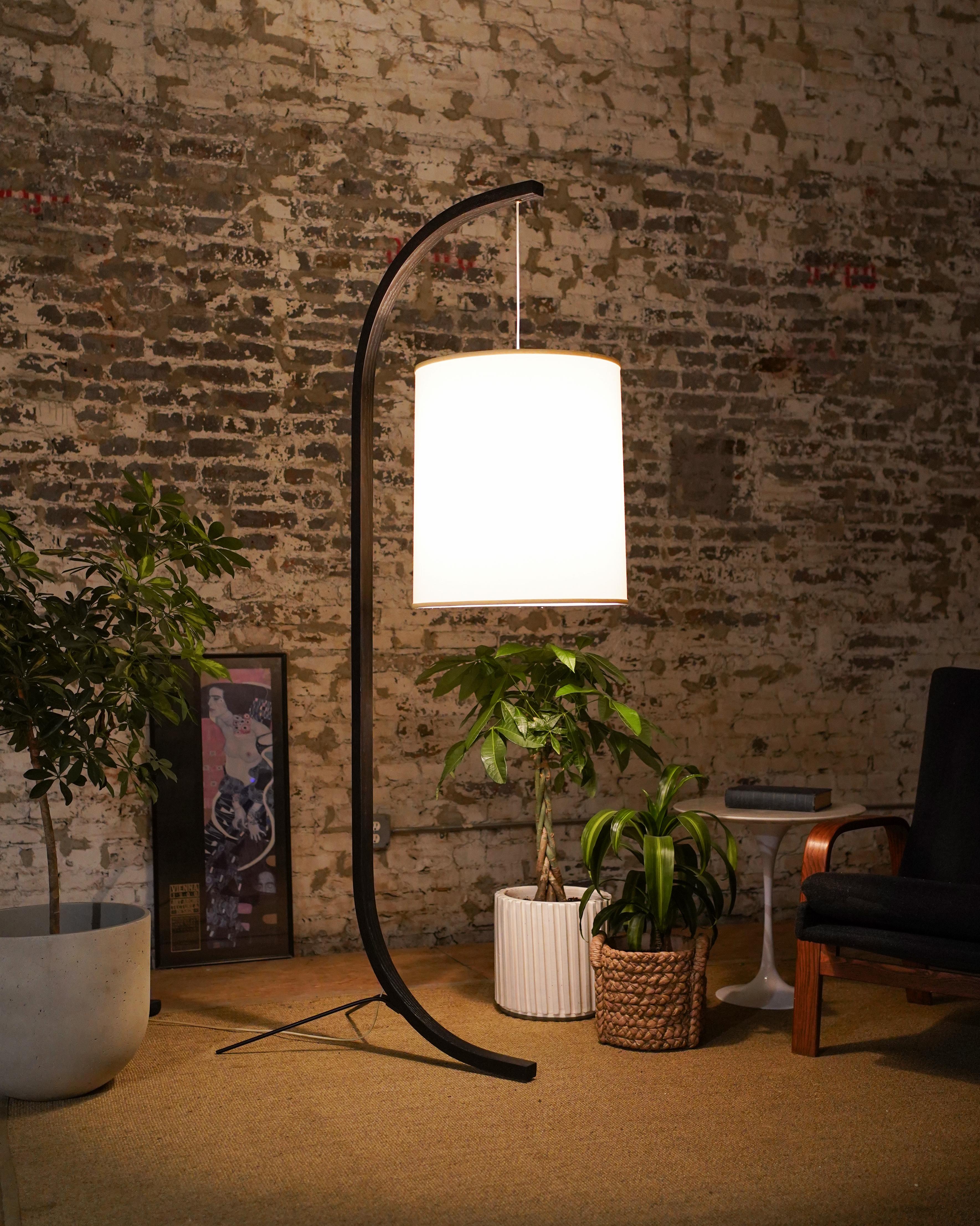 Mid-Century Modern Pion, Slender Wooden Floor Lamp in Black Finish For Sale