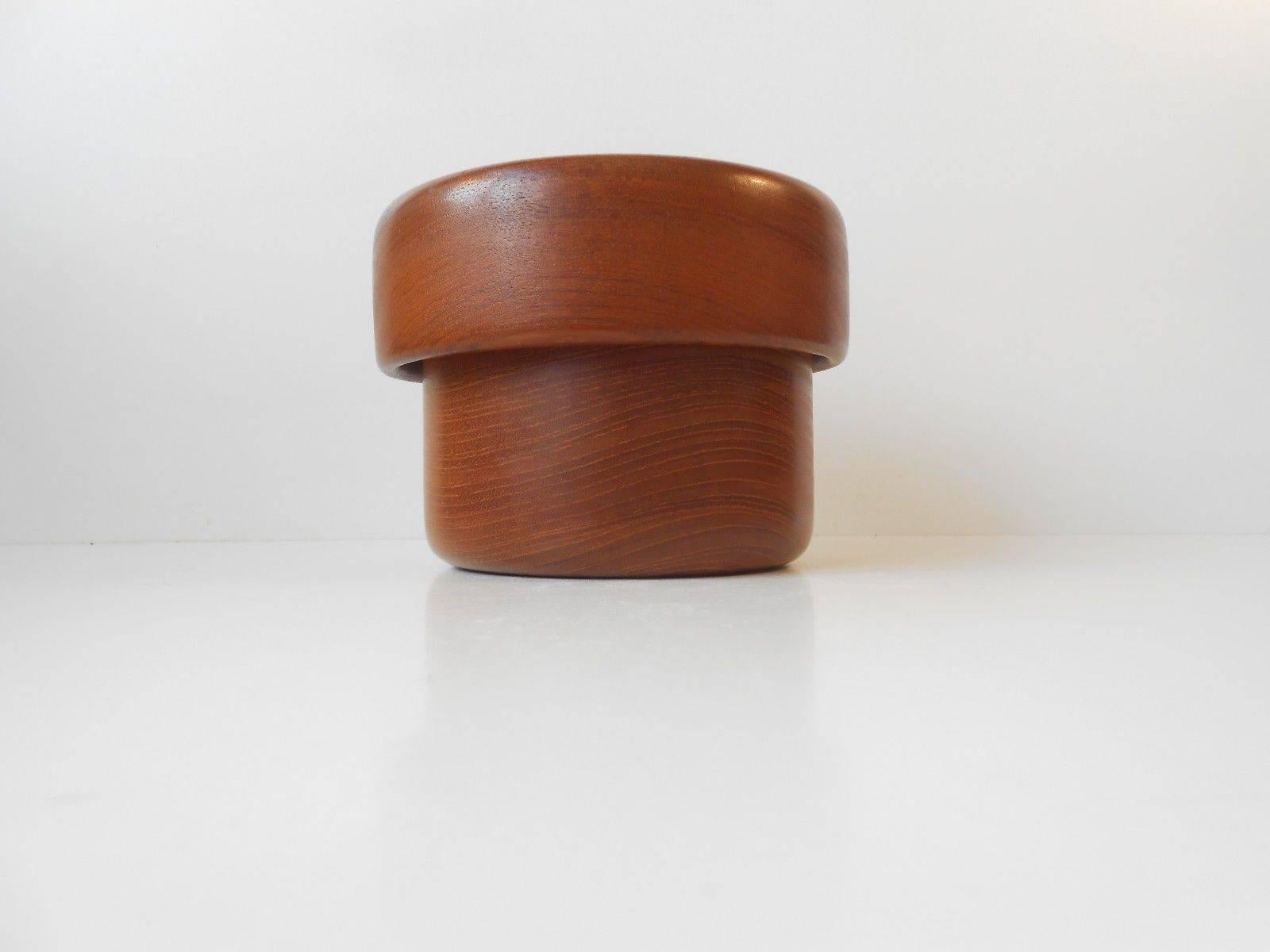 Mid-20th Century Pipe Tobacco Humidor in Teak by Kay Bojesen, Denmark 1950s