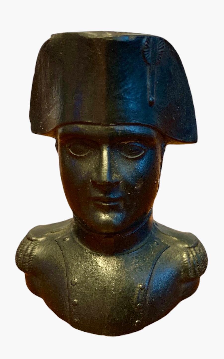 Intagliato a mano Pipa con la testa di Napoleone Bonaparte come testa della pipa in vendita