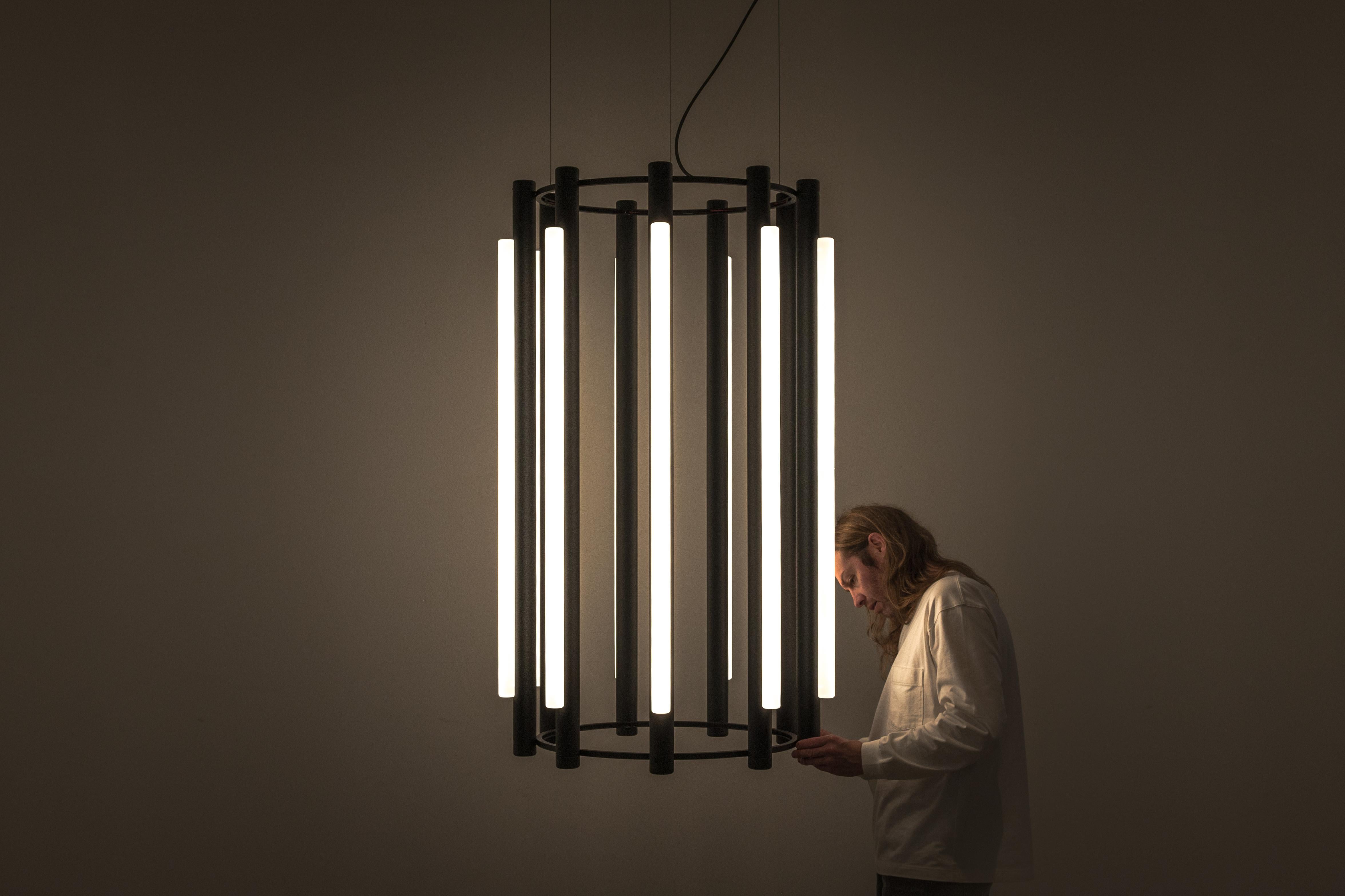 « Lustre Pipeline 12 - Pendentif » de Caine Heintzman pour AND Light, Copper en vente 1