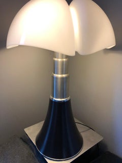 Pipistrello Table Lamp Black by Gae Aulenti for Martinelli Luce-LED System, 1965