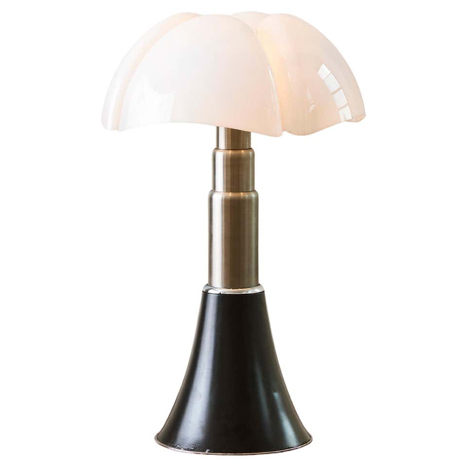 Black Pipistrello Table Lamp by Gae Aulenti for Martinelli Luce, 1960s