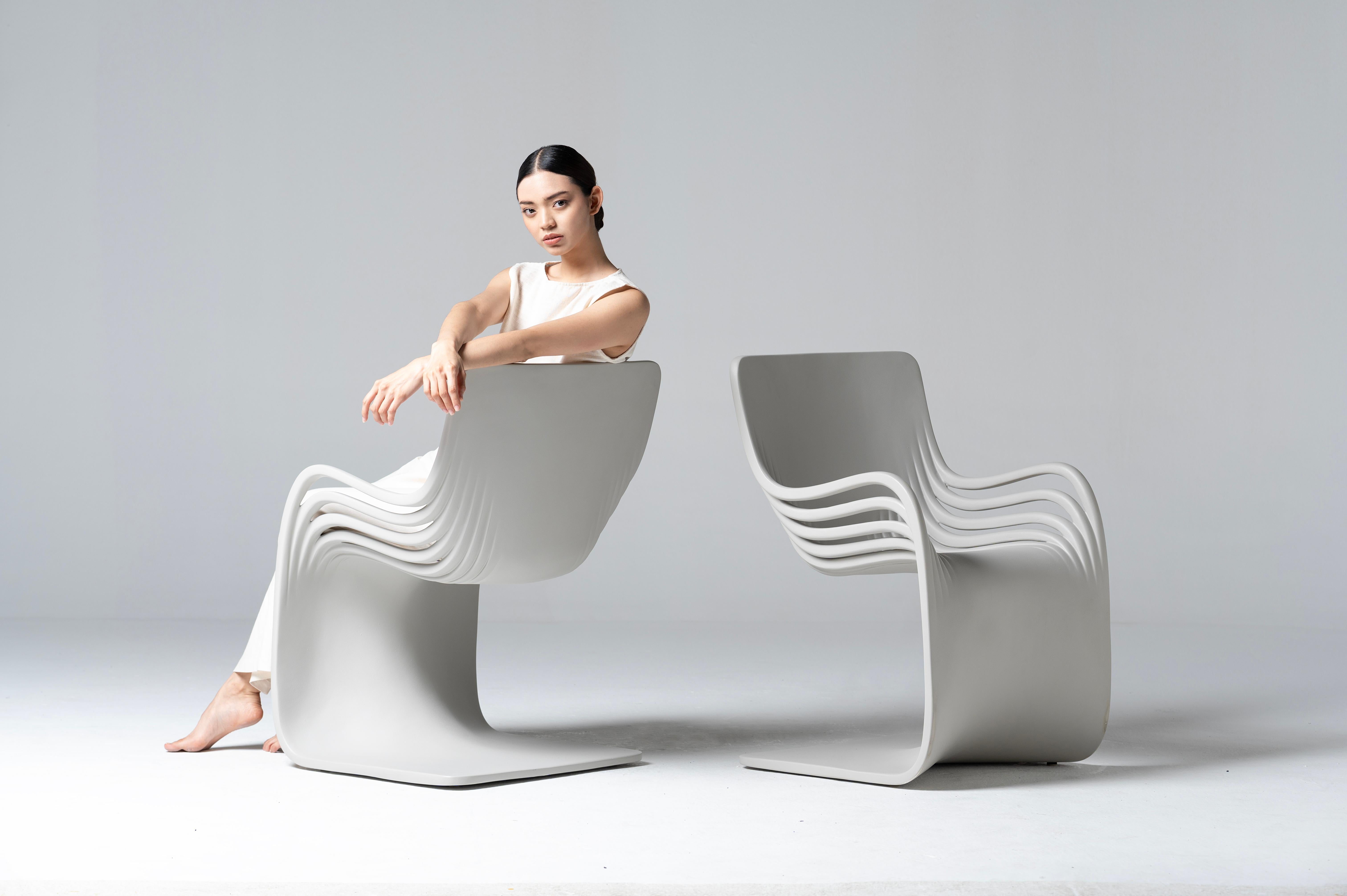  Pipo Fiber by Piegatto, a a Sculptural Contemporary Chair In New Condition For Sale In Guatemala, GU