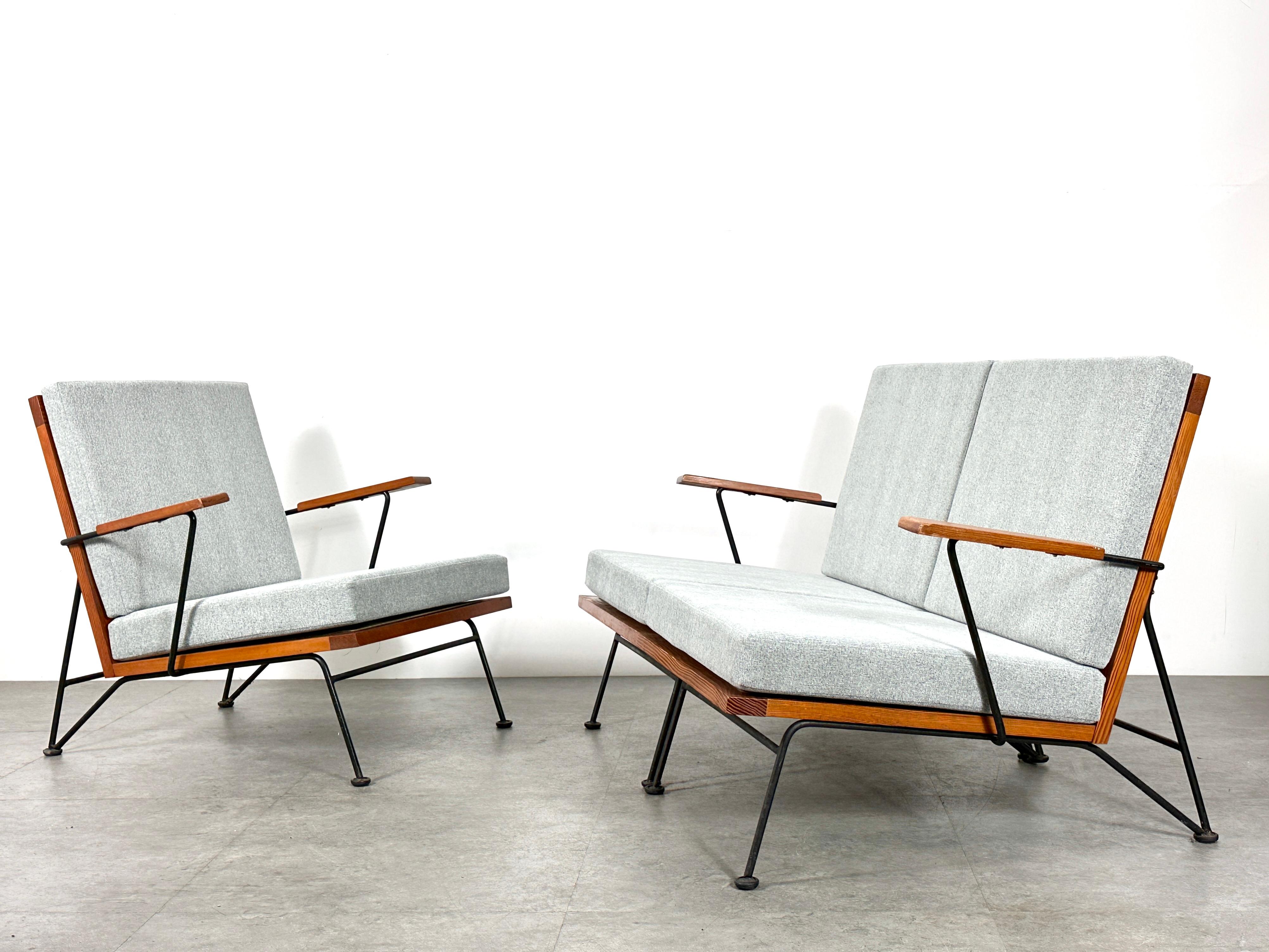 Three piece Sol-Air lounge group designed by Pipsan Saarinen Swanson for Ficks Reed 1940s - 1950s
Iron hairpin legs and pine wood frames with laced rope back rest
Two piece settee sofa and single armchair
New cushions in a light sage