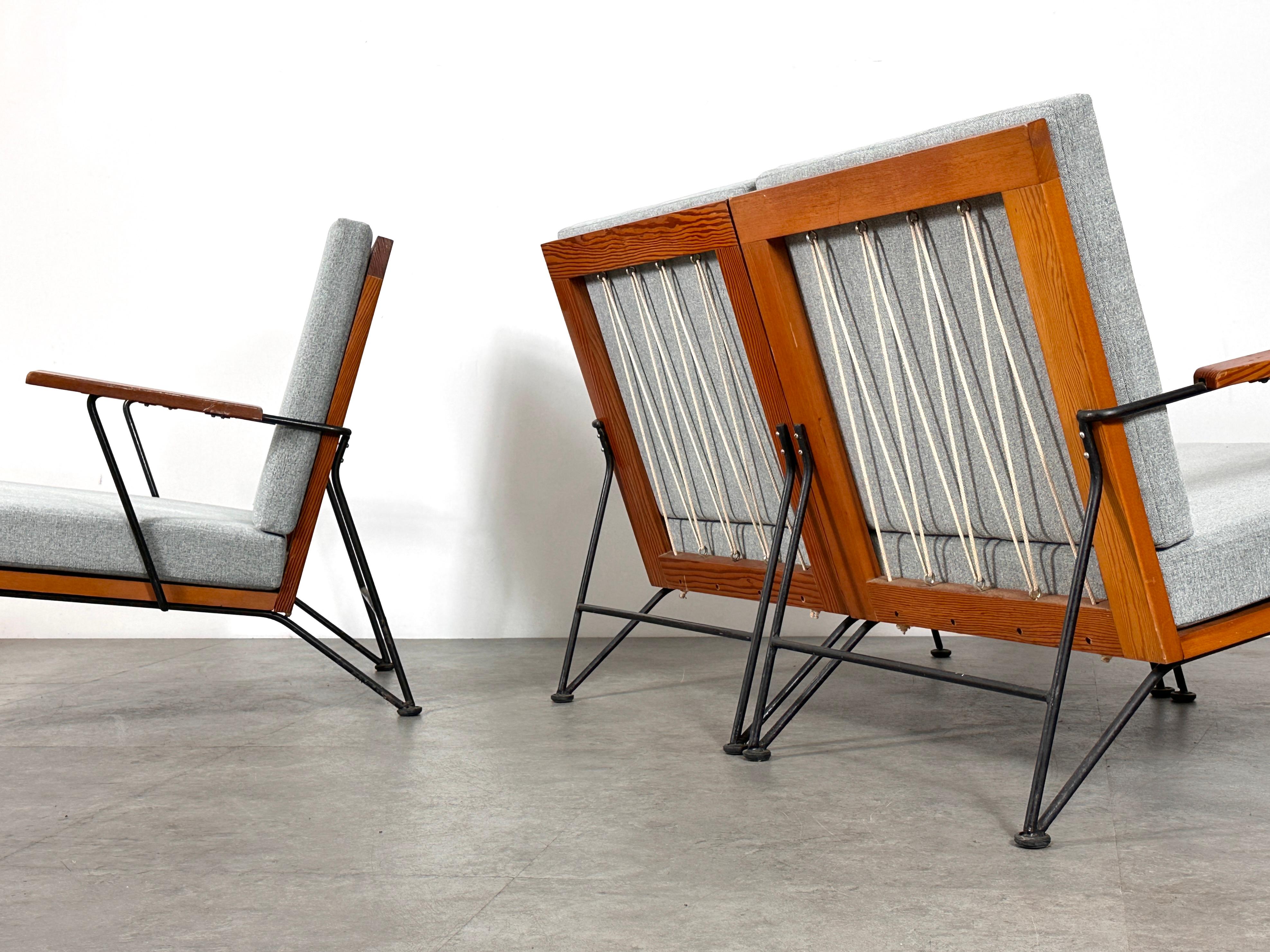 Mid-Century Modern Fauteuil et fauteuil de salon modulaires en fer Pipsan Saarinen Swanson de 3 pièces en vente