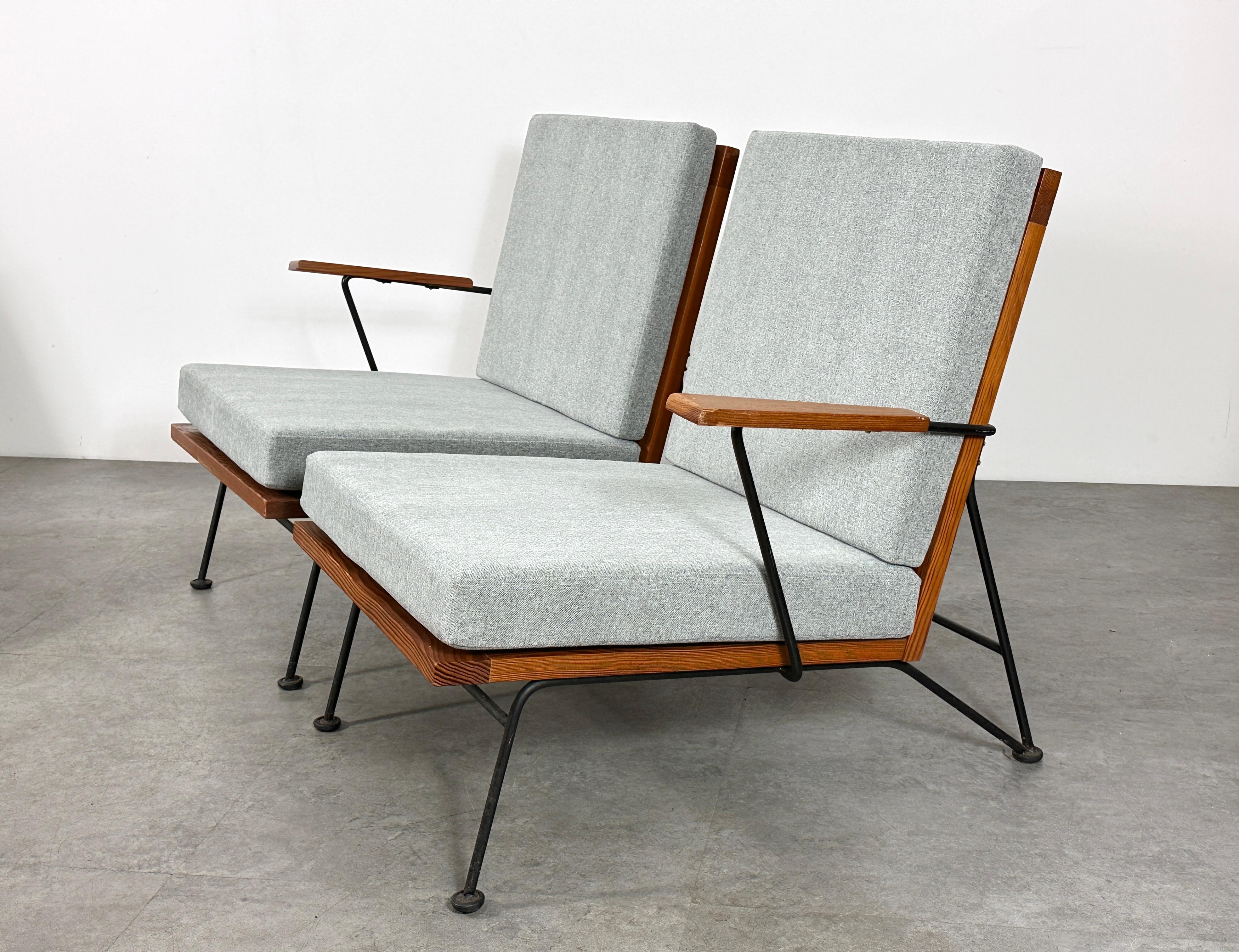 20th Century Pipsan Saarinen Swanson 3 Piece Modular Iron Lounge Group Sofa & Armchair For Sale