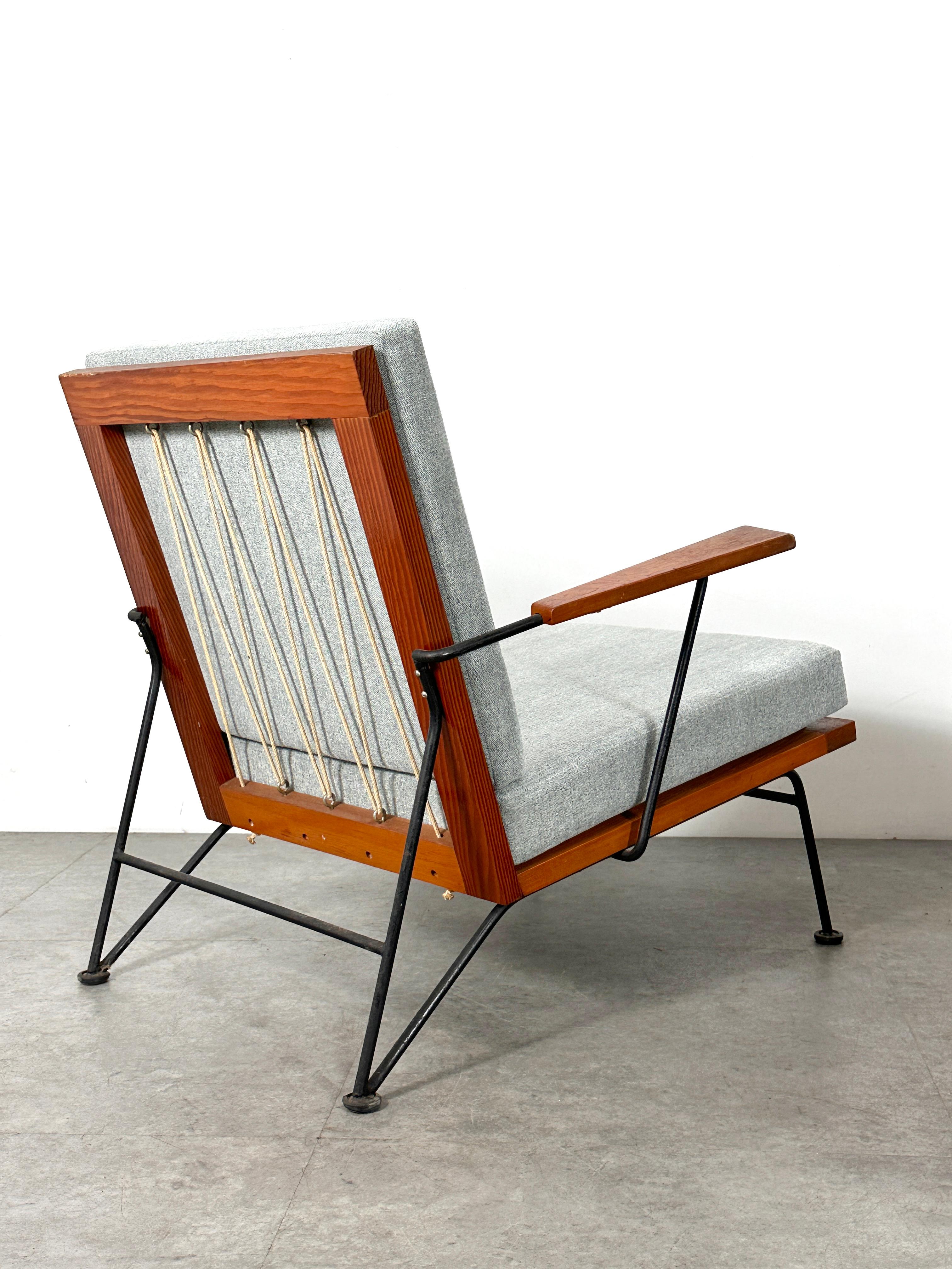 Fauteuil et fauteuil de salon modulaires en fer Pipsan Saarinen Swanson de 3 pièces en vente 2