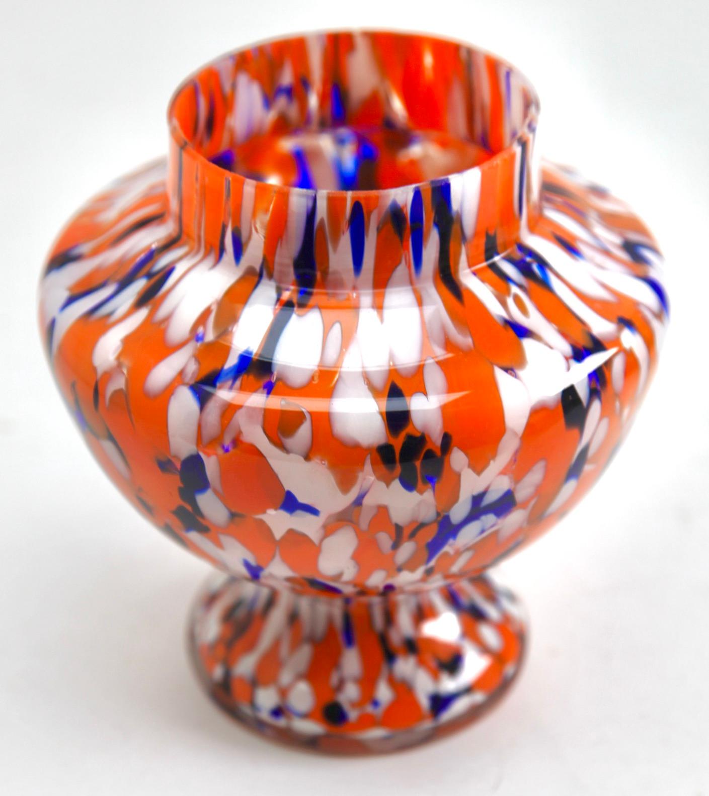 'Pique Fleurs' Vase, in Multi Color Decor with Grille, Late 1930s In Good Condition For Sale In Verviers, BE