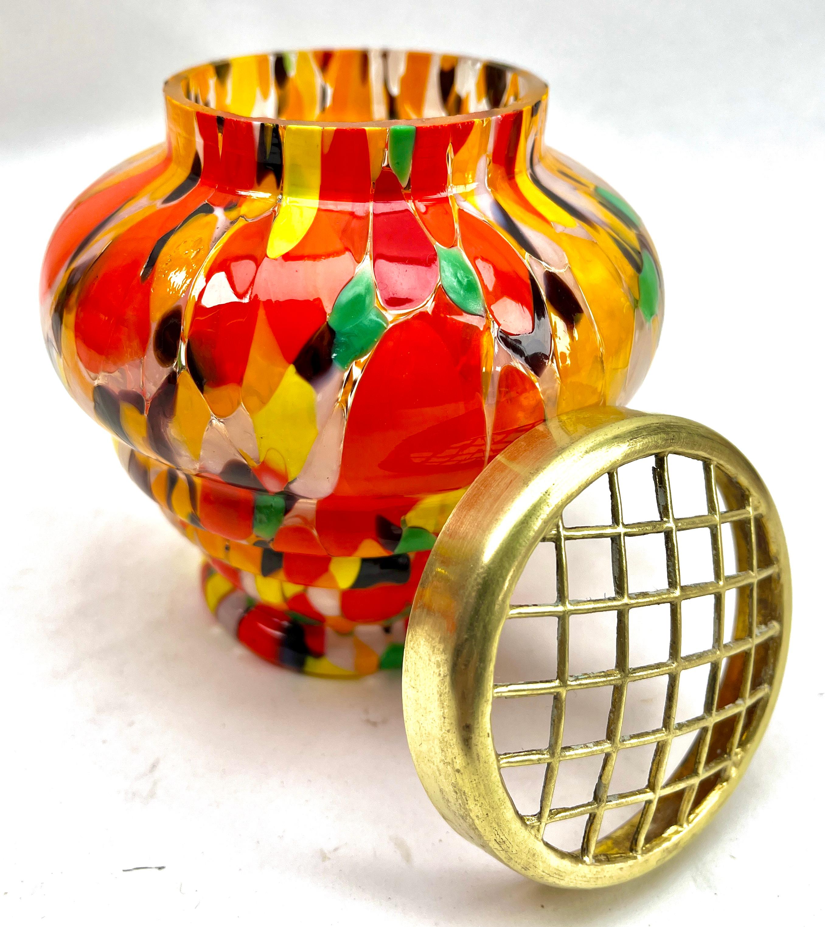 Pique Fleurs  Vase, in mehrfarbigem Dekor mit Grille, Ende der 1930er Jahre (20. Jahrhundert) im Angebot
