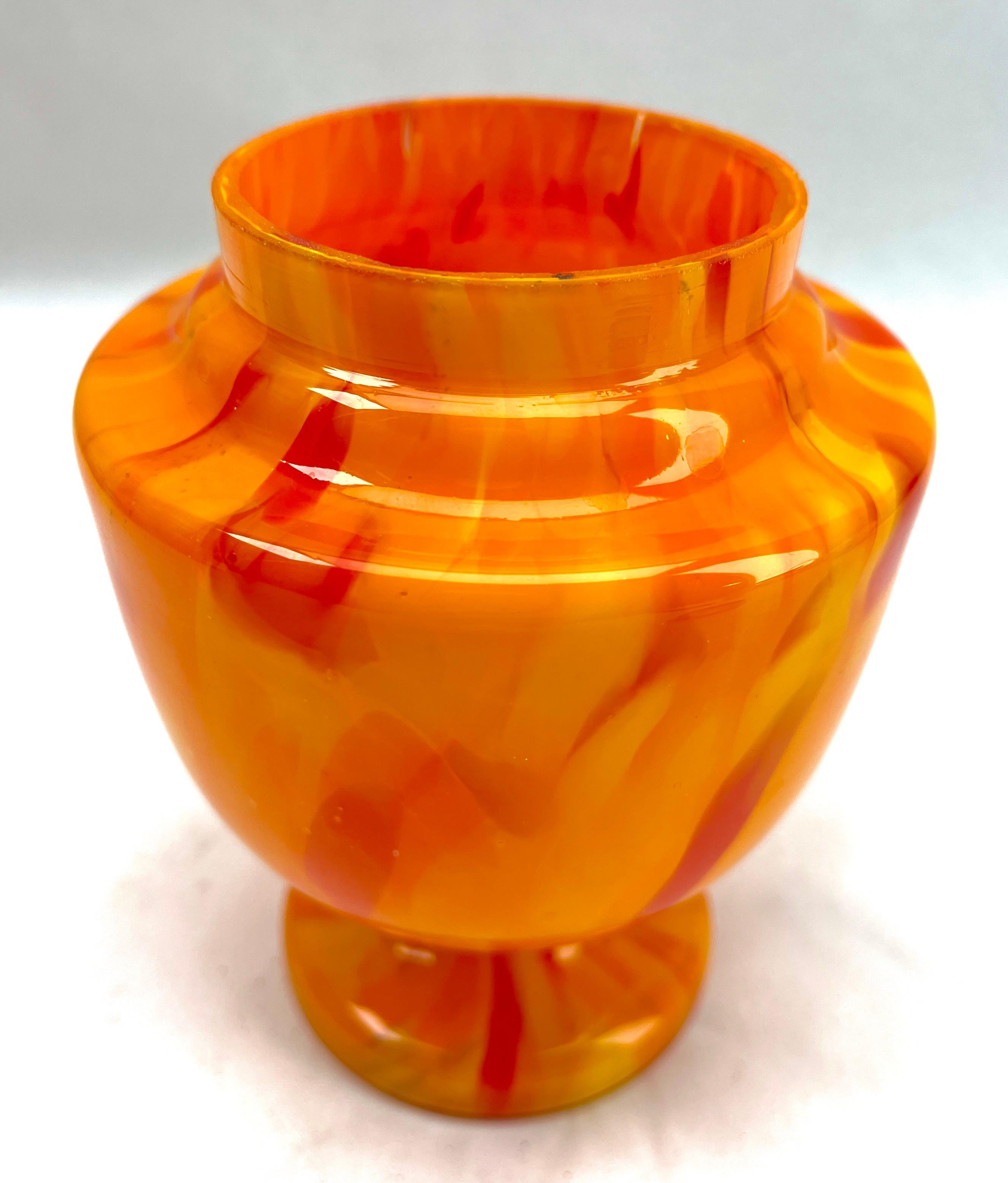 Art Nouveau 'Pique Fleurs'  Vase, in Multi Color Orange Decor with Grille, Late 1930s For Sale