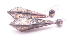 Pique Floral Pyramid Shape Earrings with Round Tops