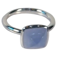 Piramid Cabochon Blue Chalcedony Ring in 18k White Gold ring