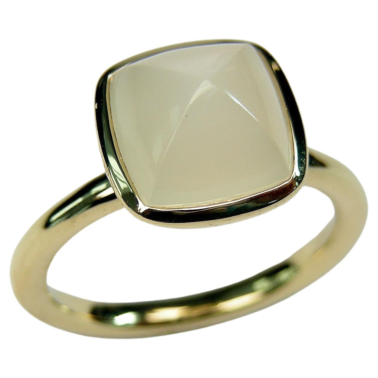 Piramid Cabochon Blue Chalcedony Ring in 18k White Gold ring For Sale 2