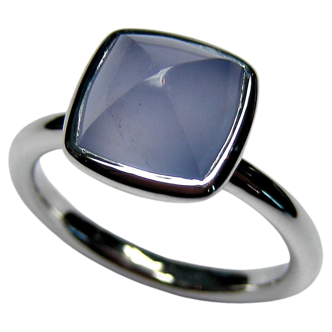 Piramid Cabochon Blue Chalcedony Ring in 18k White Gold ring For Sale