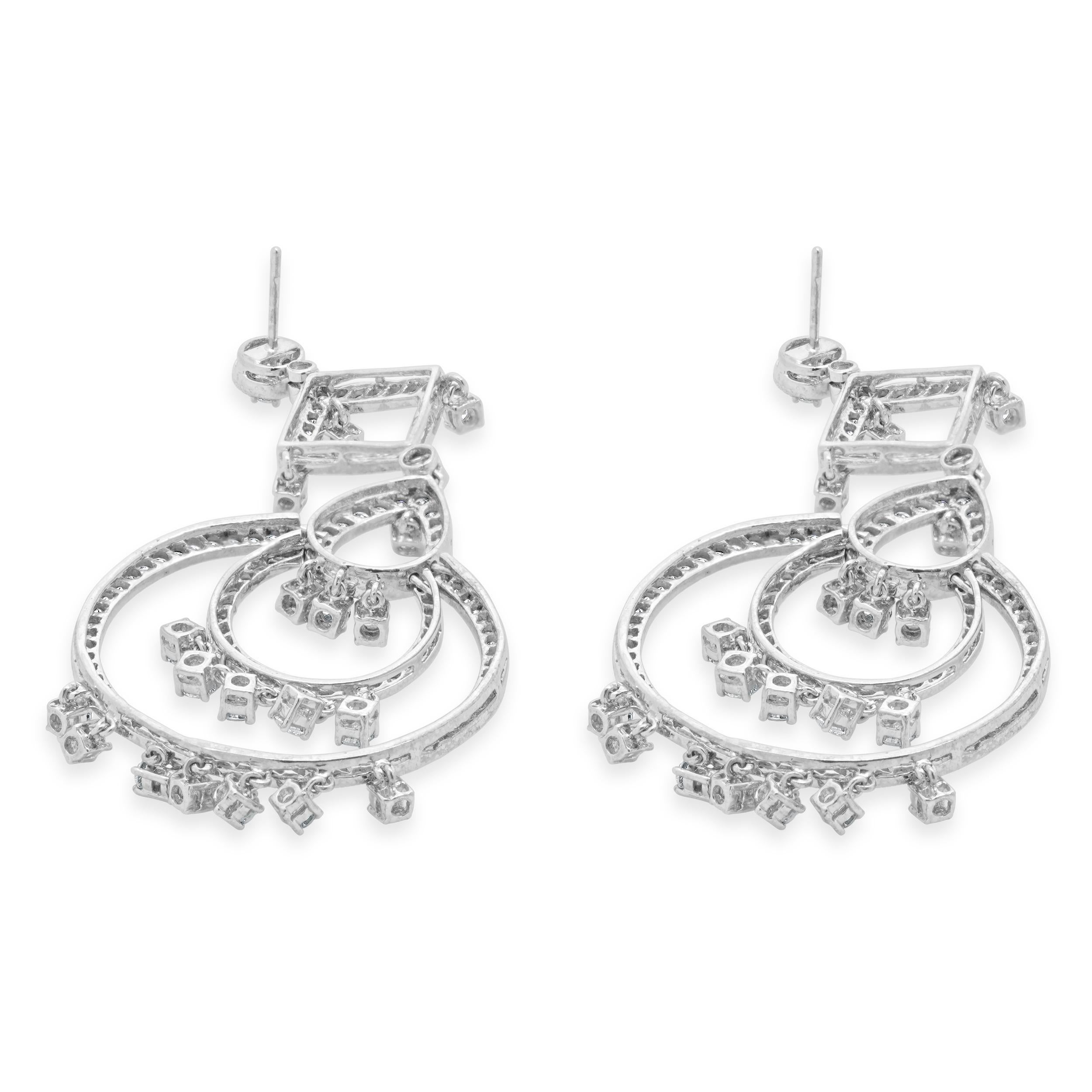 Pendientes Piranesi de oro blanco de 18 quilates con diamantes en forma de araña Corte redondo en venta