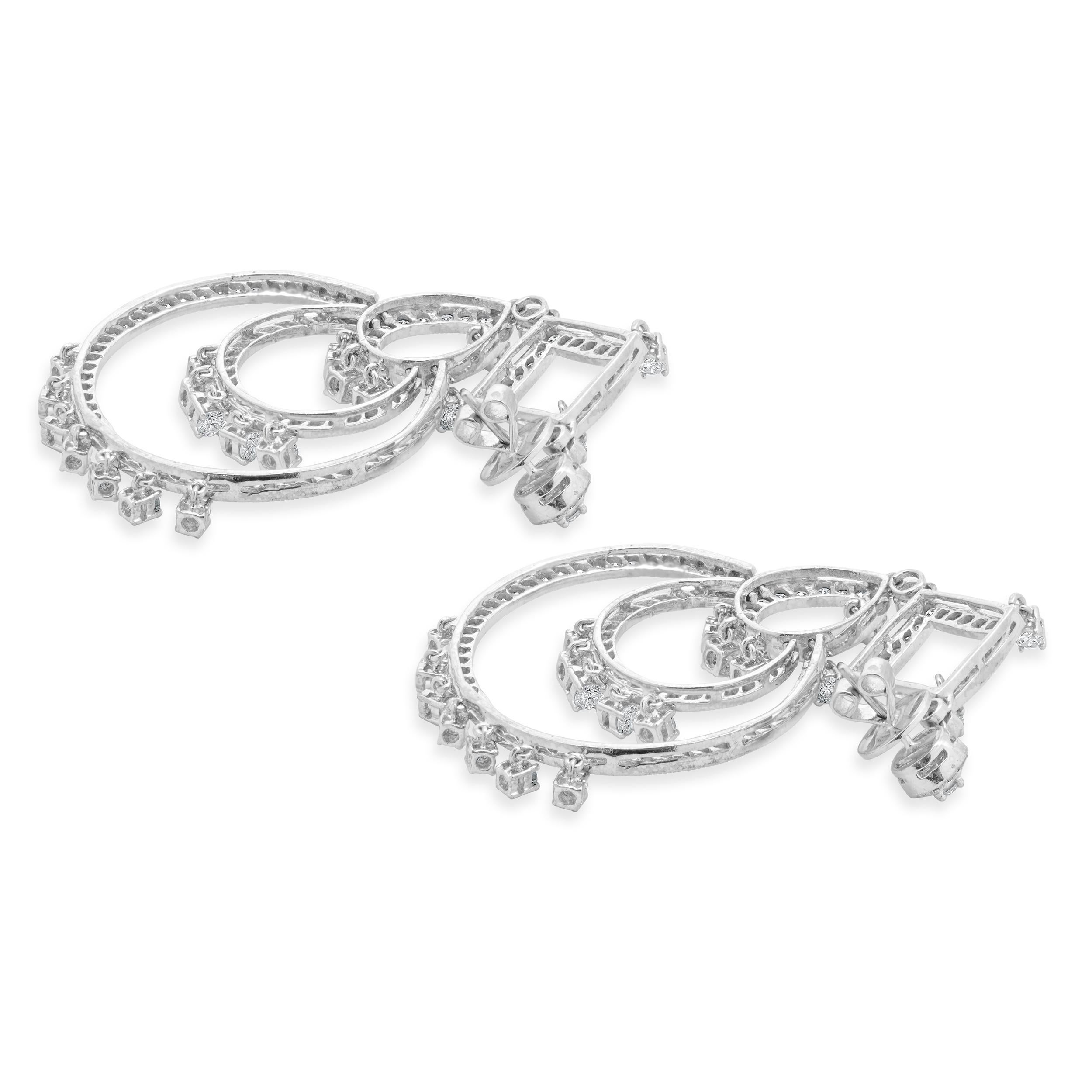 Pendientes Piranesi de oro blanco de 18 quilates con diamantes en forma de araña en Excelente estado para la venta en Scottsdale, AZ